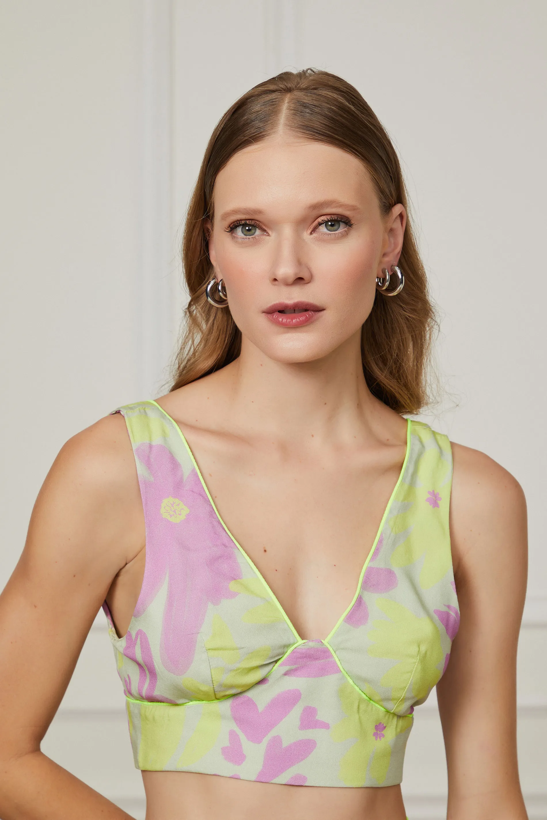 Top Est Floral Lime — foto 4