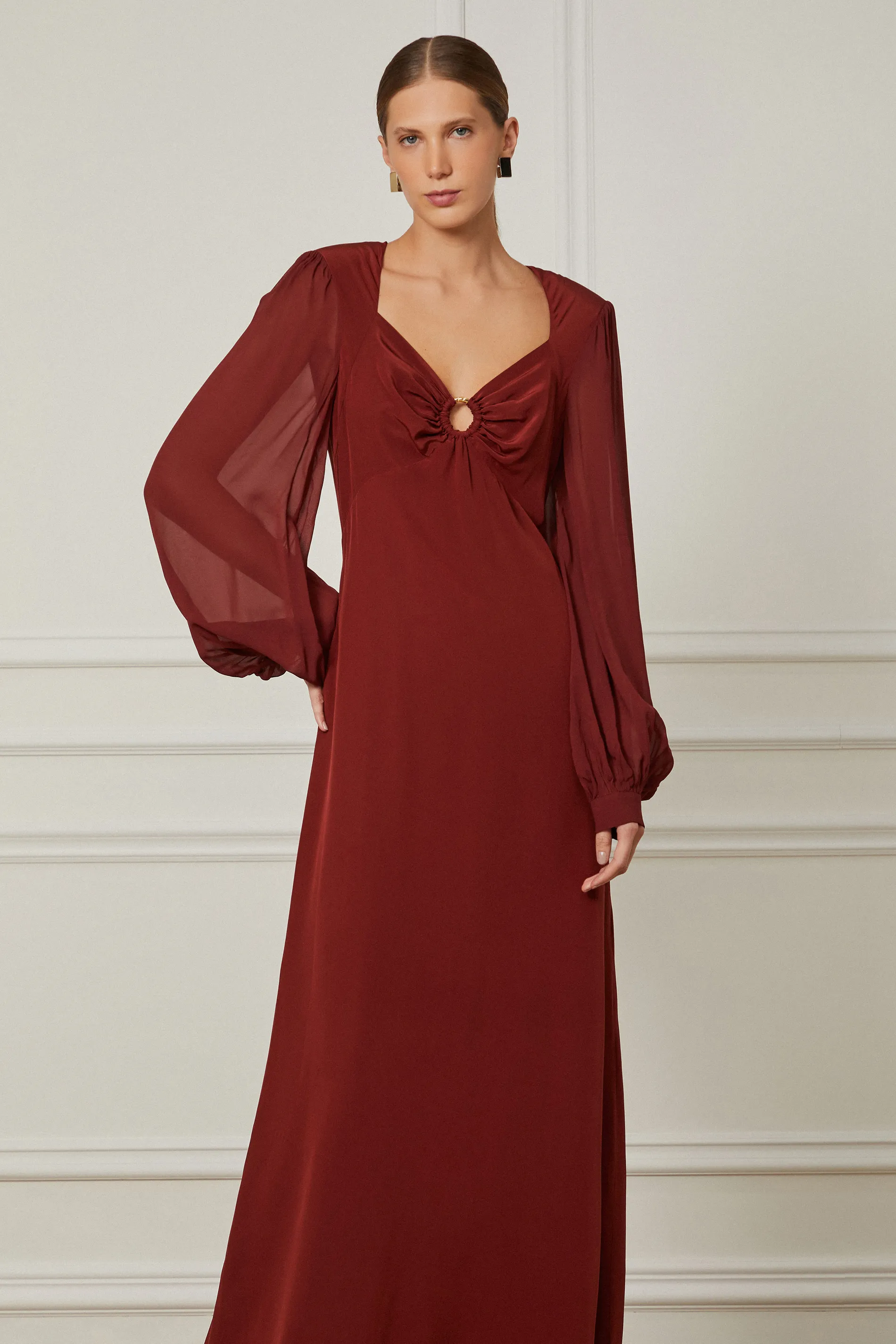 Vestido Longo De Seda Decote Com Desenho — foto 3