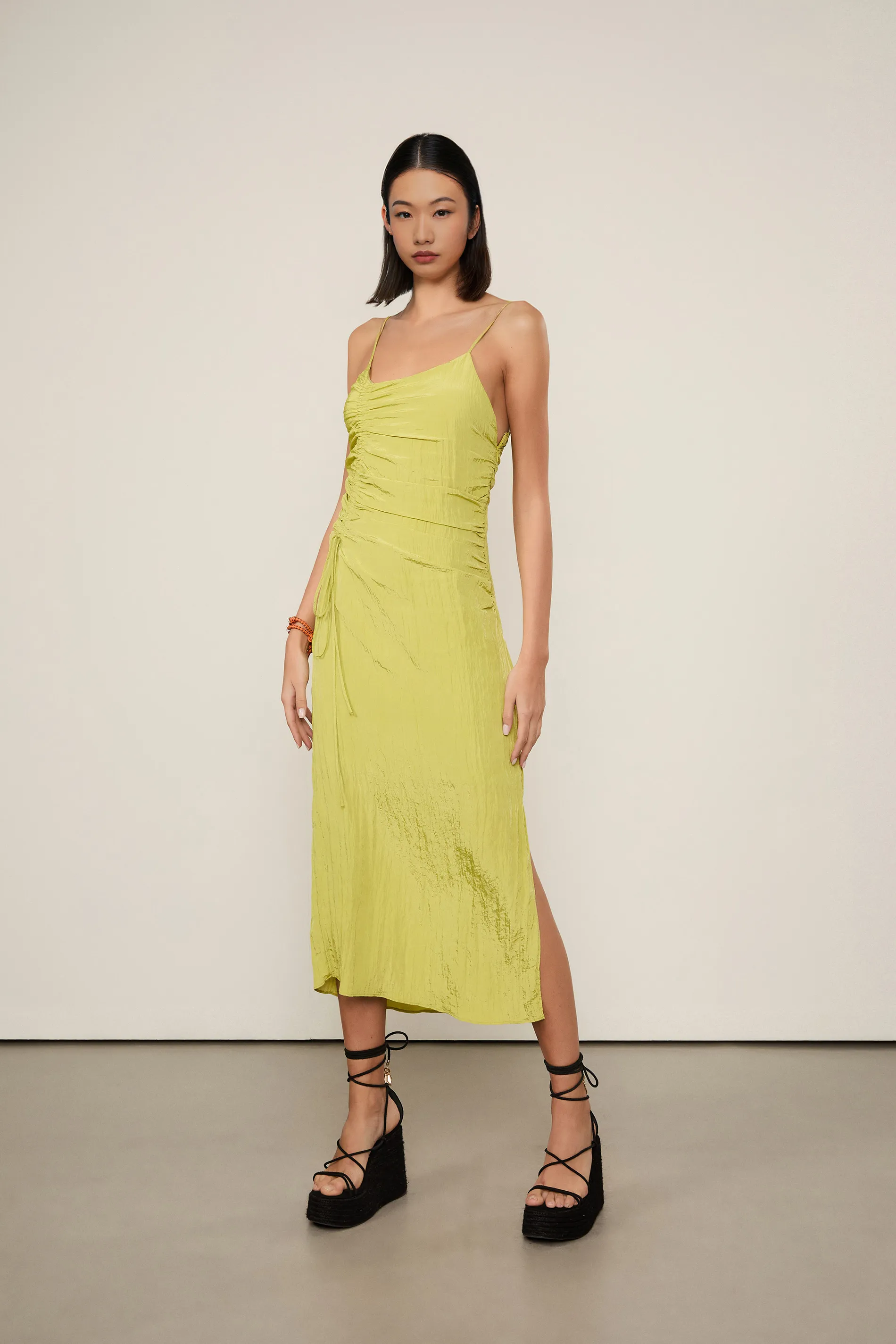 Vestido De Cetim Franzido