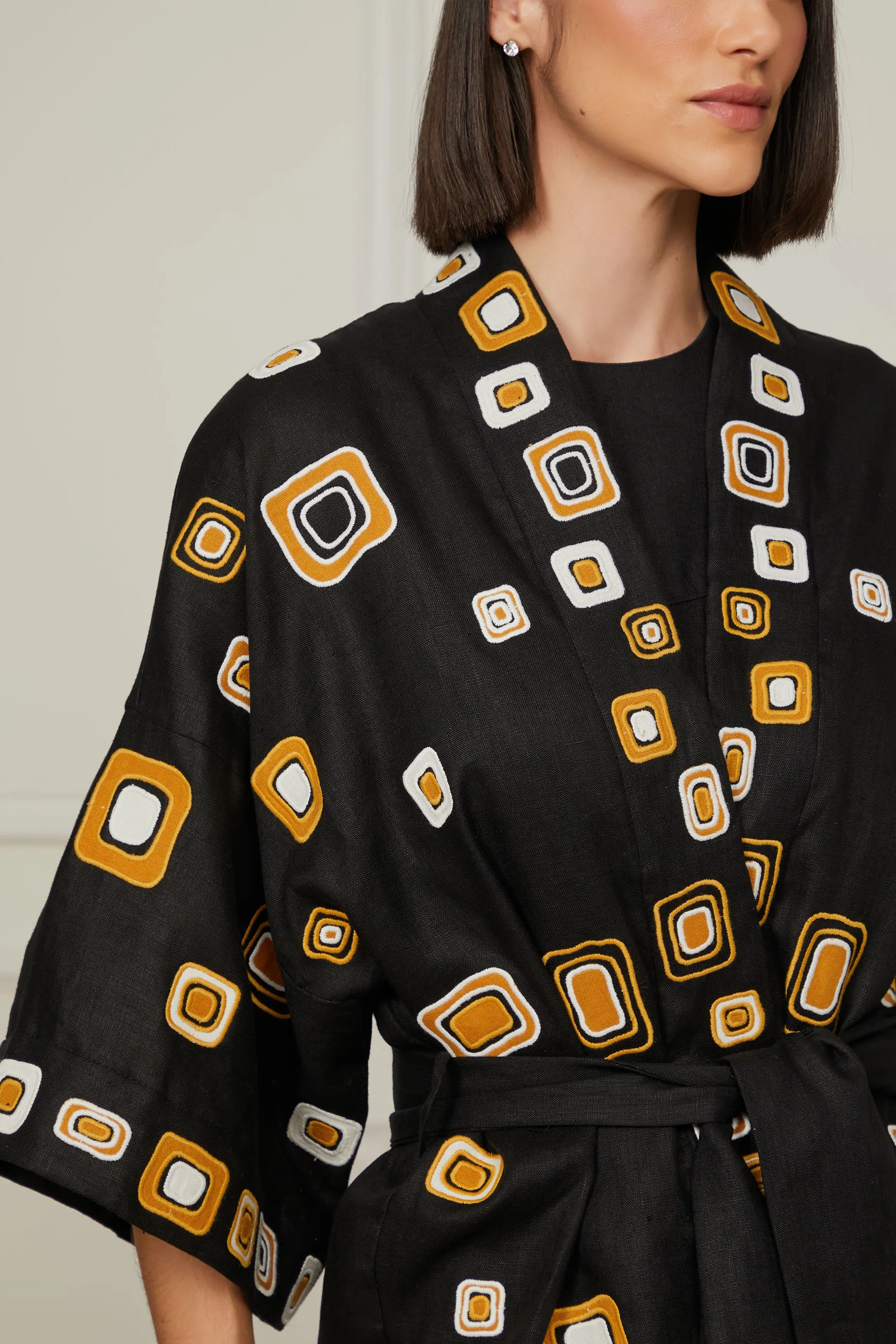 Kimono De Linho Bordado Mosaico — foto 4
