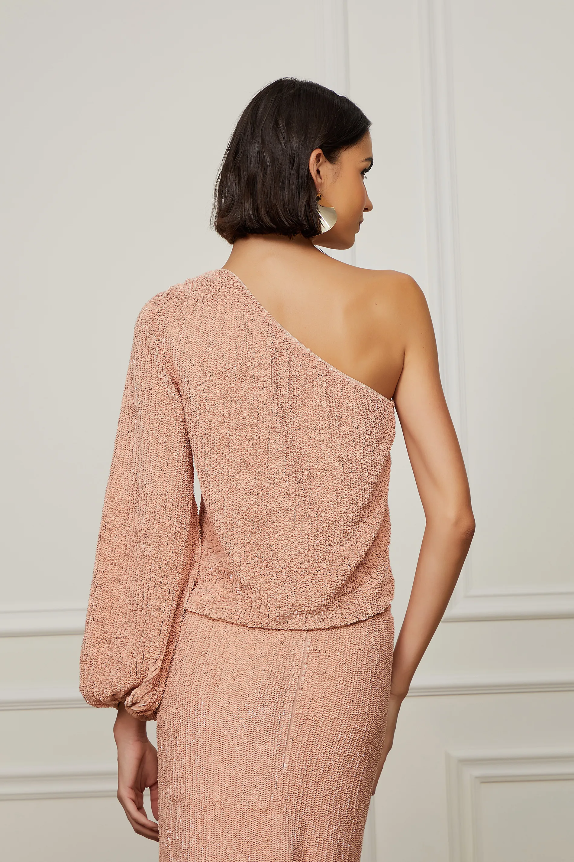 Blusa De Paetê Nude Um Ombro — foto 3