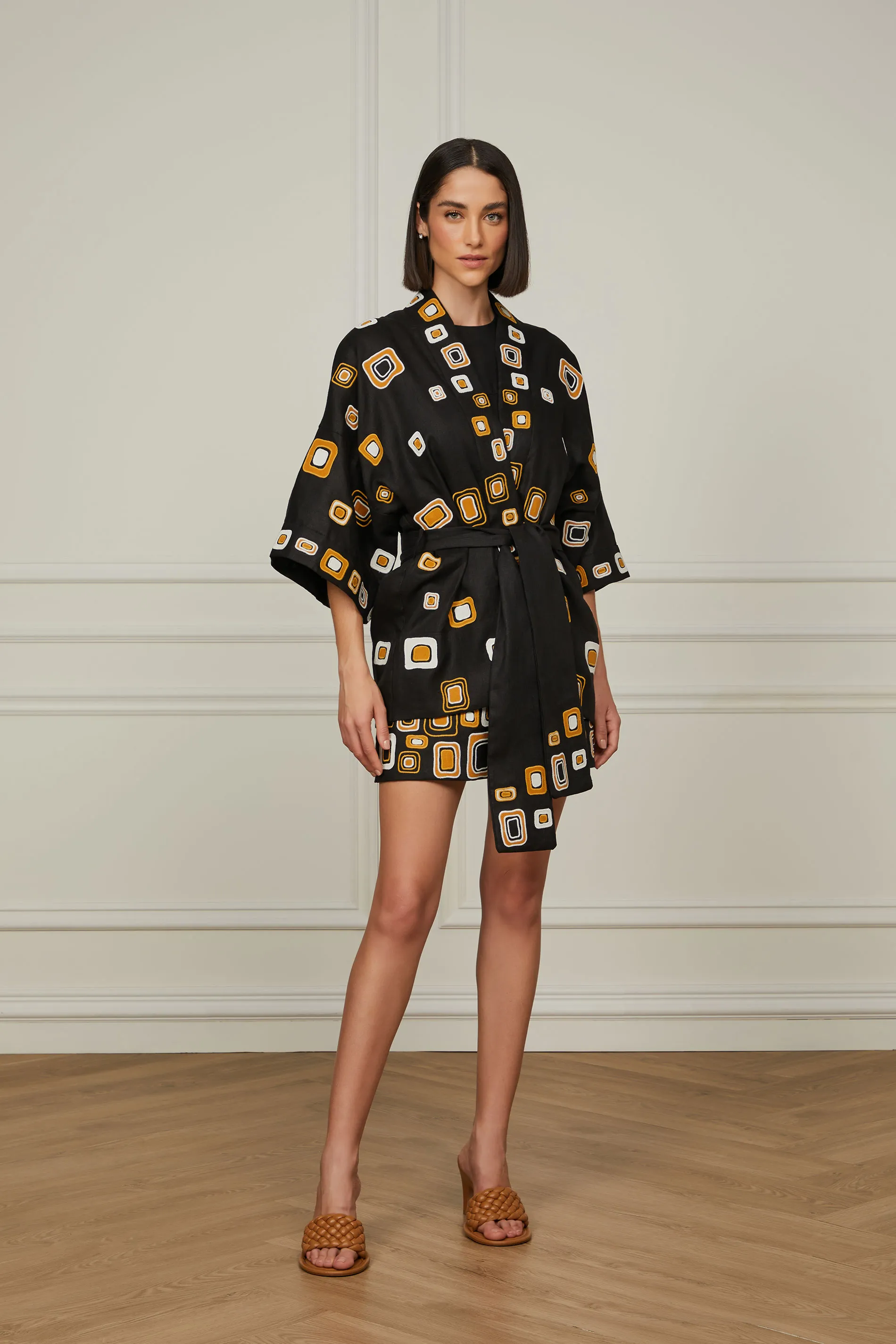 Kimono De Linho Bordado Mosaico — foto 2