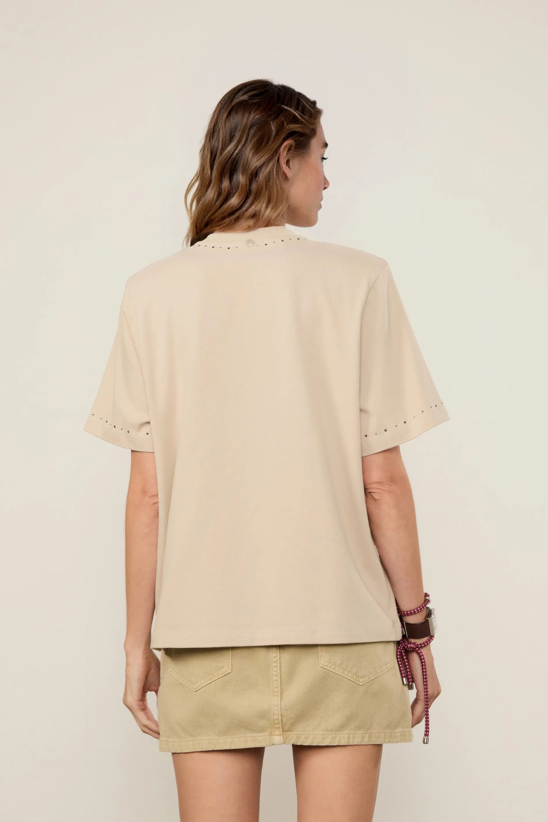 T-Shirt Malha Brilho Gola — foto 3