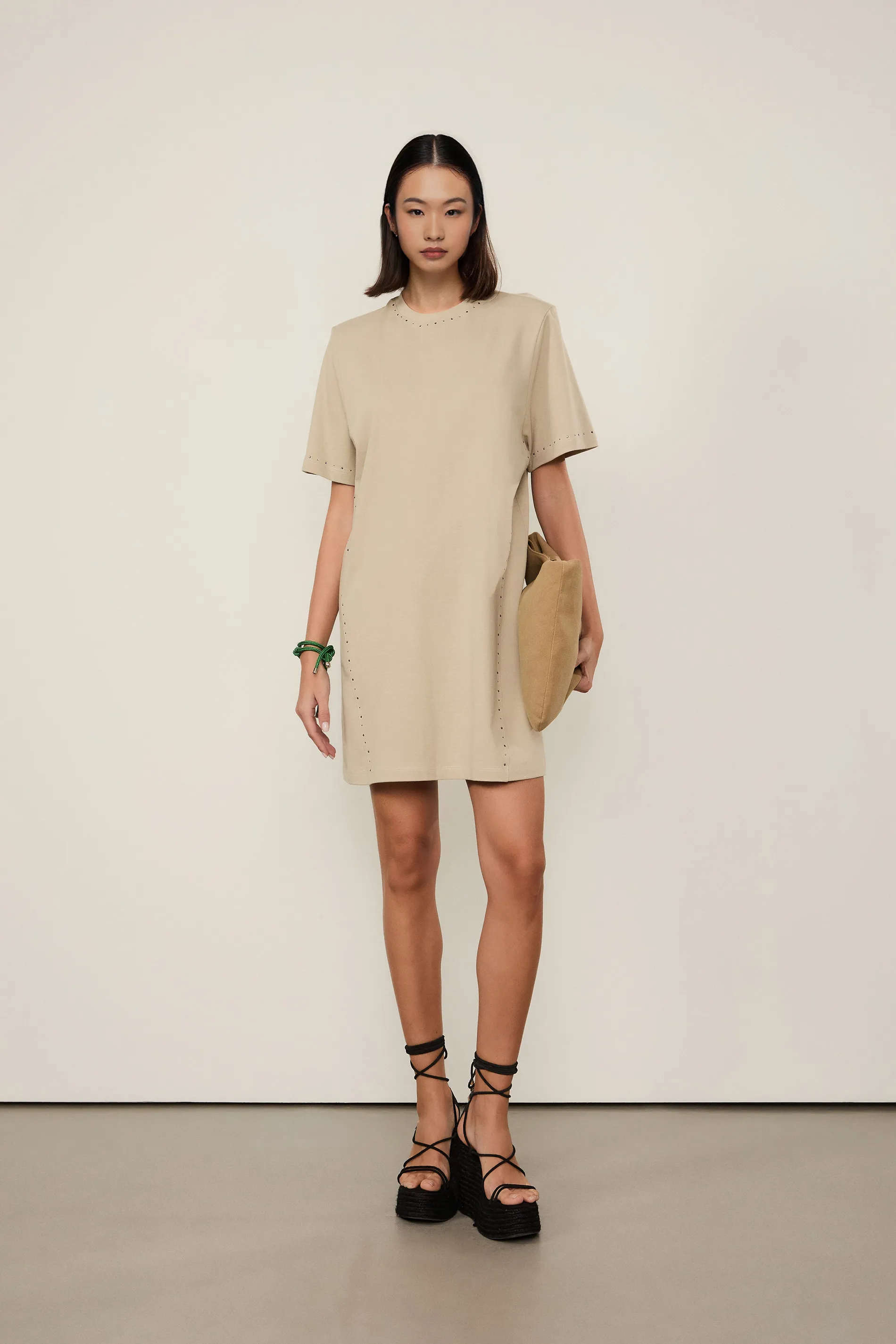 T-Shirt Dress Malha Brilho Gola