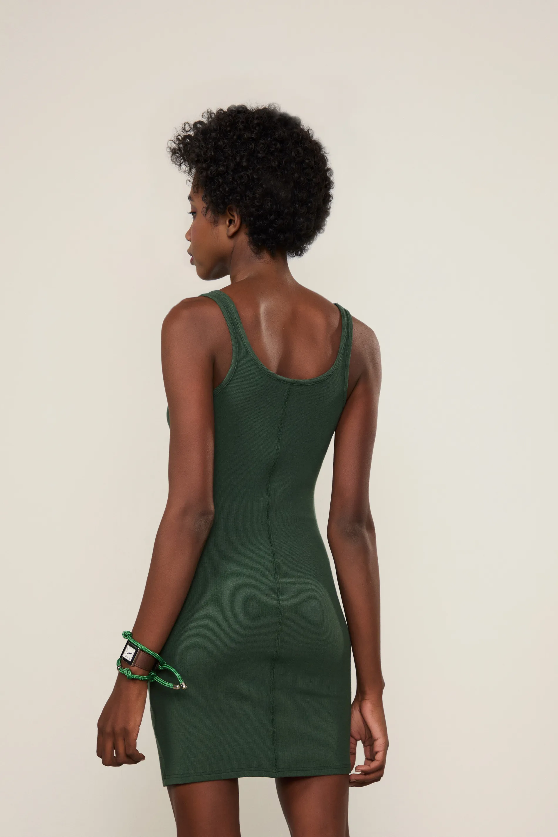 Vestido De Malha Curto Com Alcas Finas — foto 3