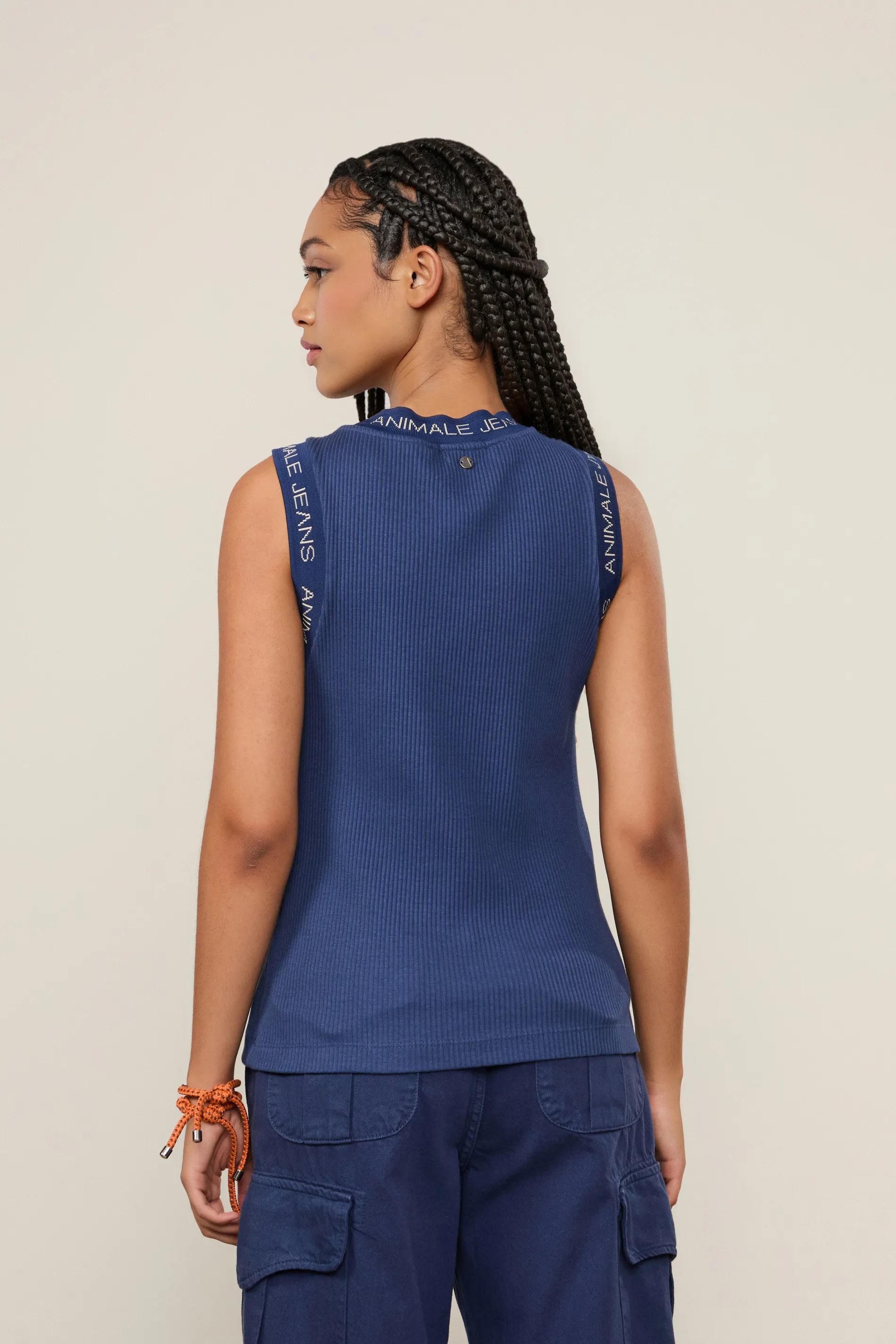 Regata Malha Animale Jeans — foto 3