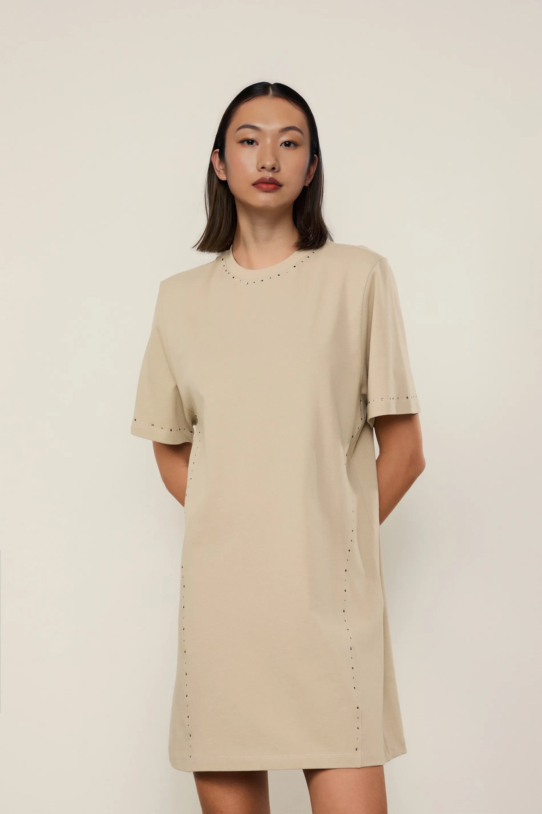 T-Shirt Dress Malha Brilho Gola — foto 2