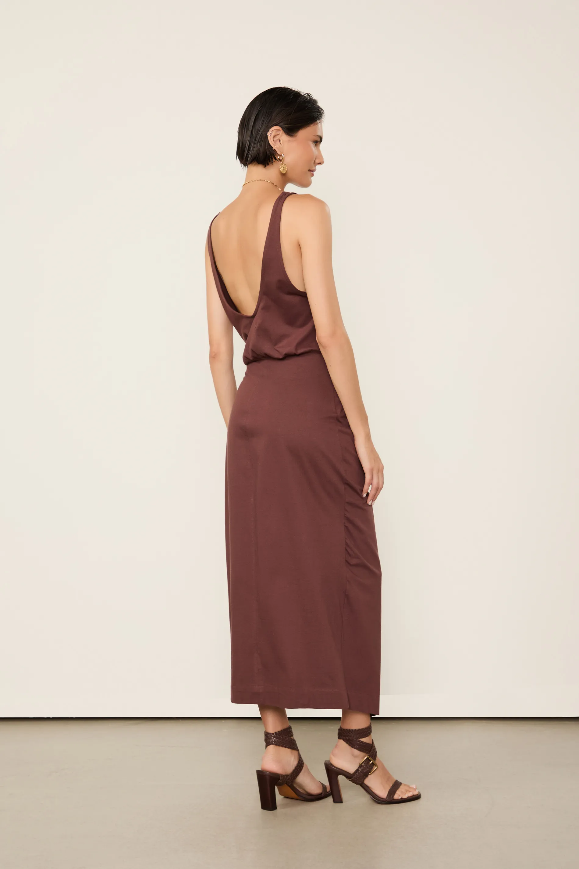 Vestido De Malha Regata Com Amarração Pareô — foto 3