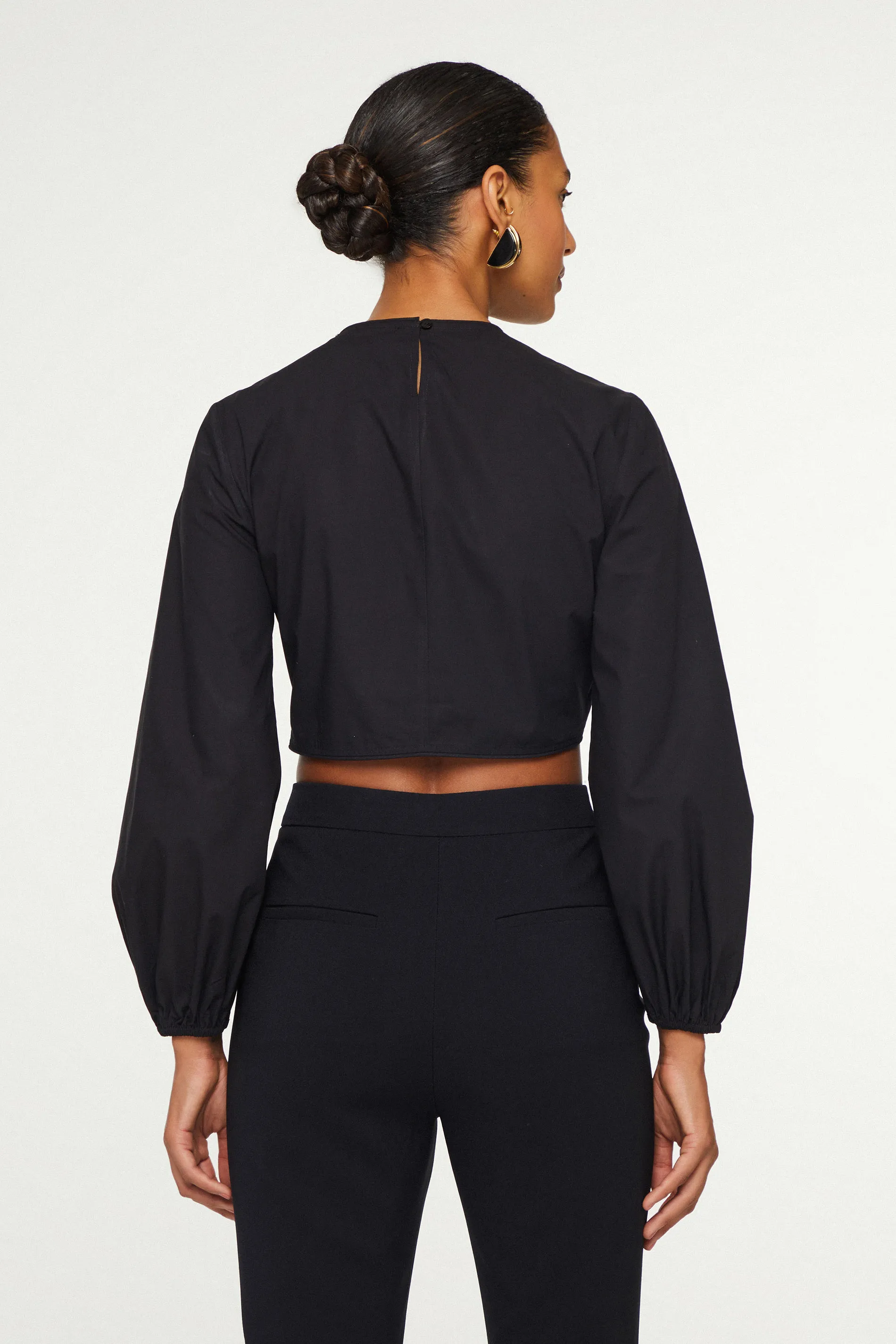 Blusa De Tricoline Cropped Franzida — foto 3