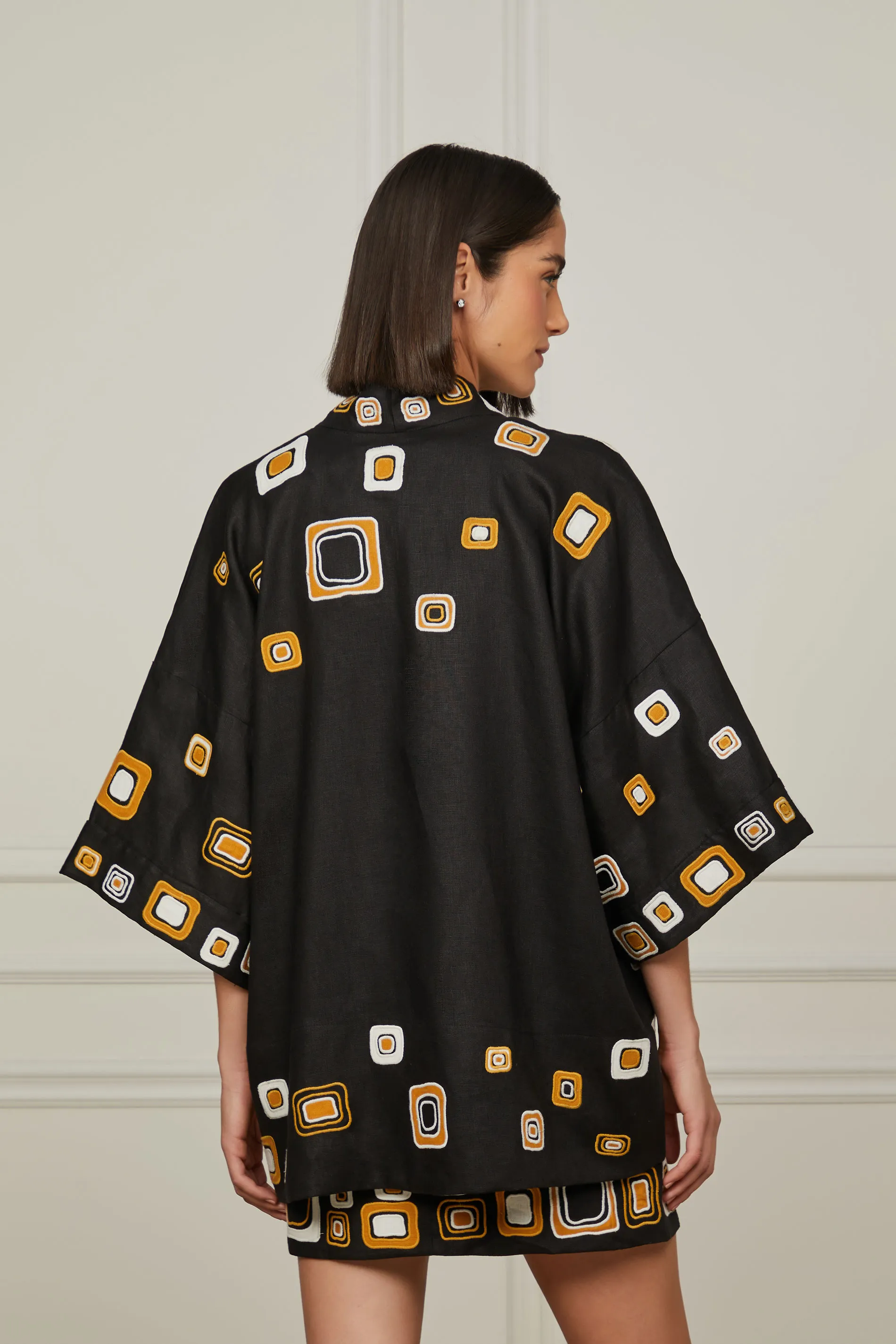 Kimono De Linho Bordado Mosaico — foto 3