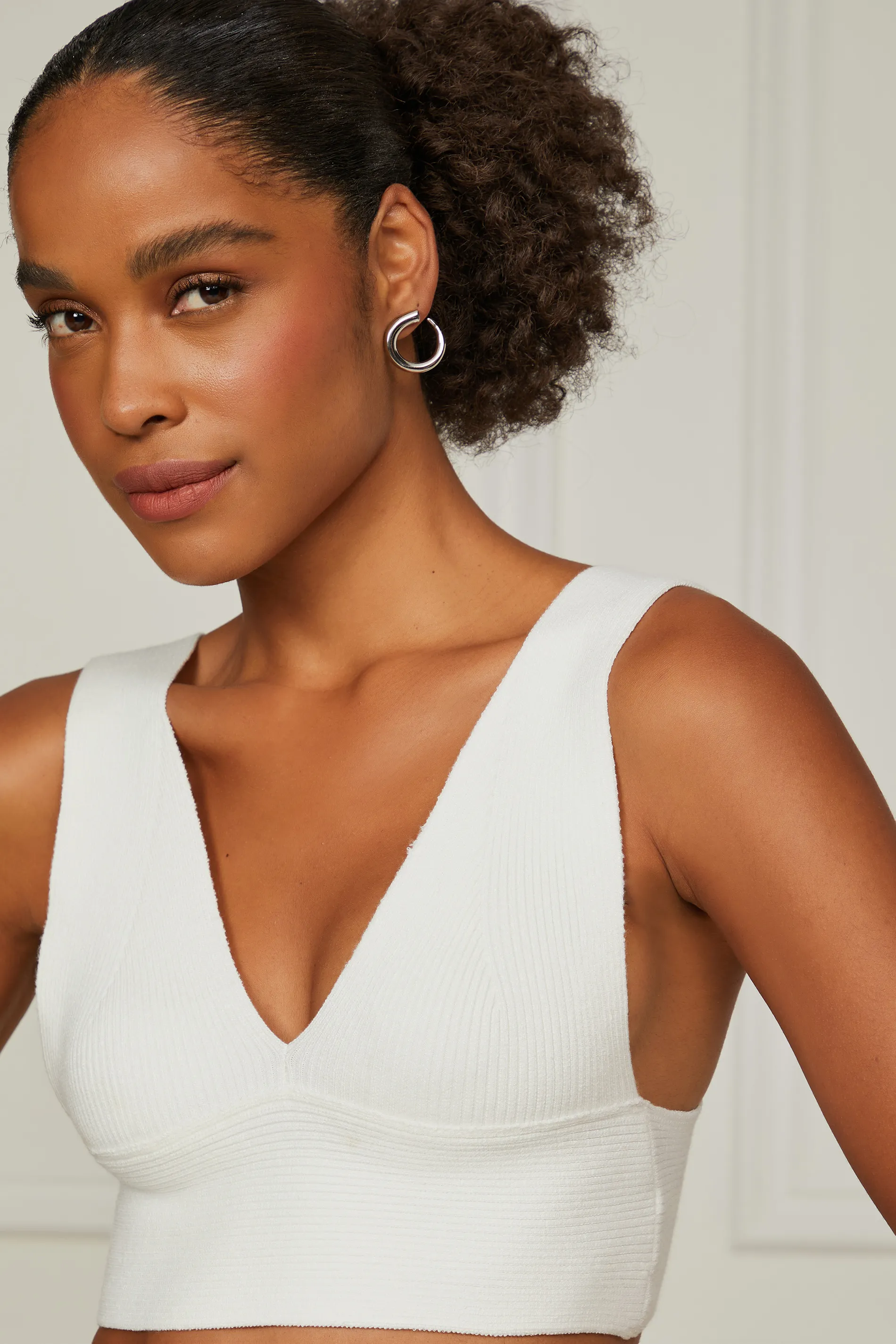 Top De Tricot Canelado Com Decote v — foto 3