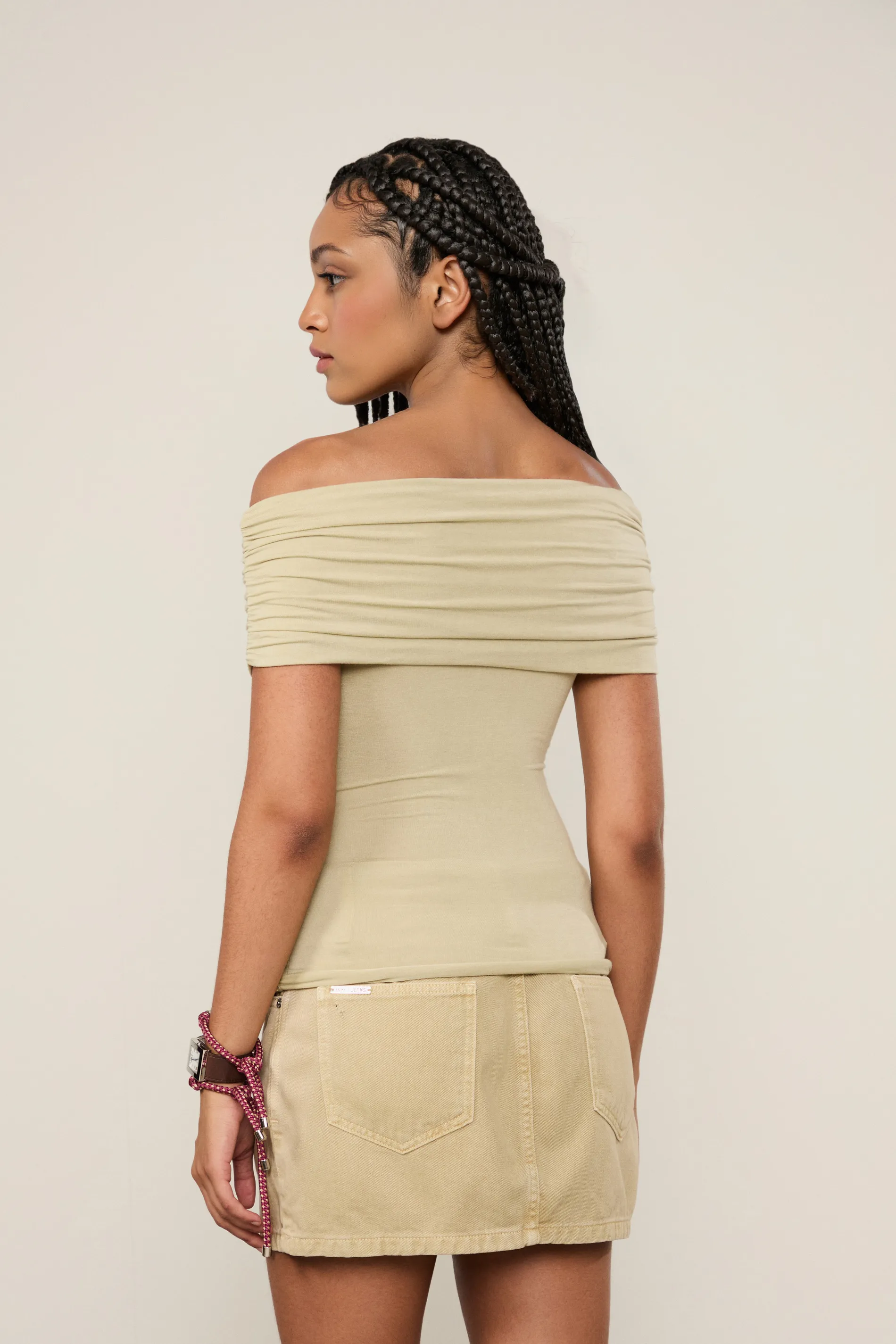 Blusa De Malha Ombro a Ombro — foto 3