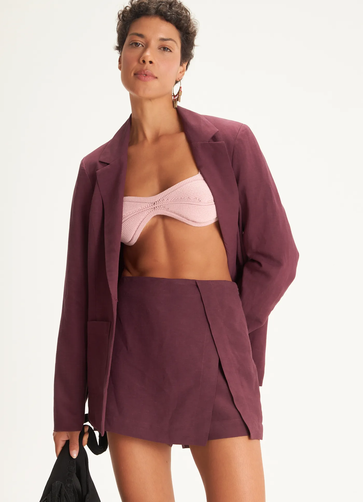 Blazer linho alfaiataria olhar roxo