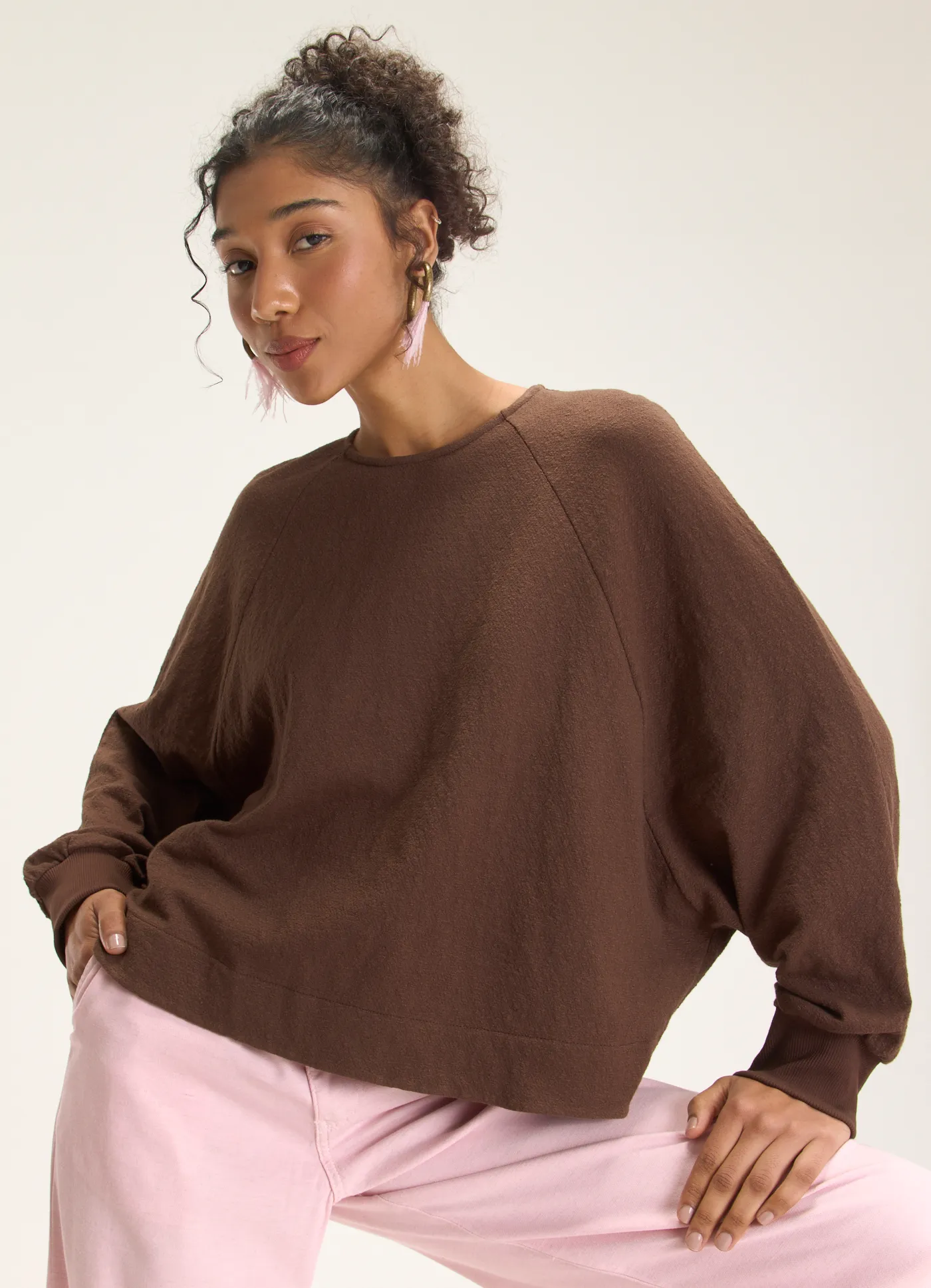 Blusa ampla malha crepe flame marrom