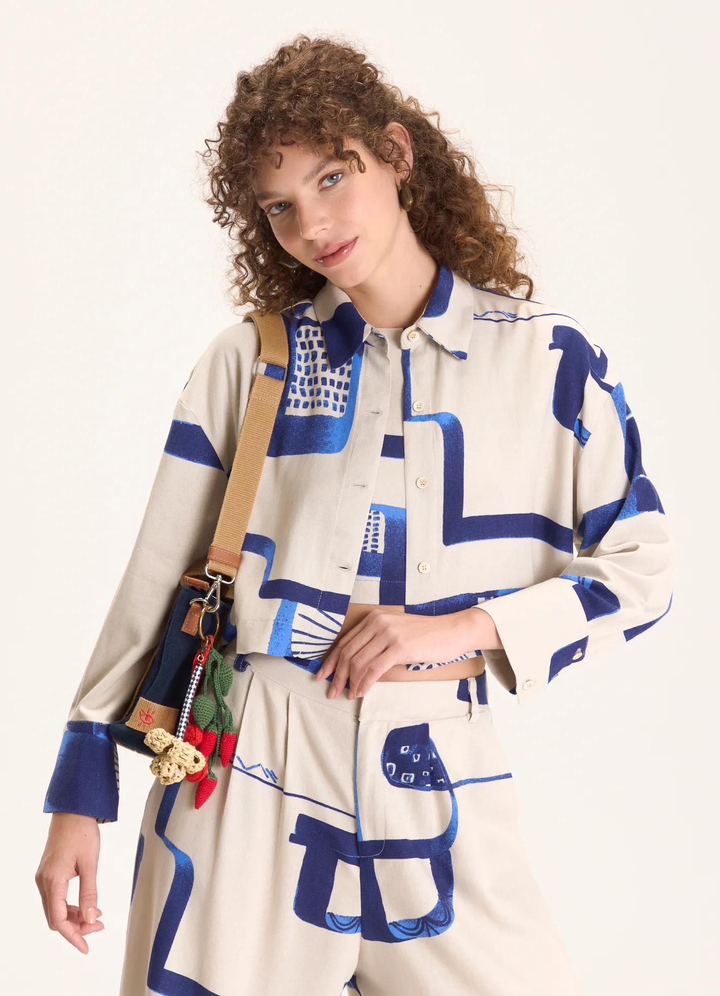 Camisa estampada quebra cabeça