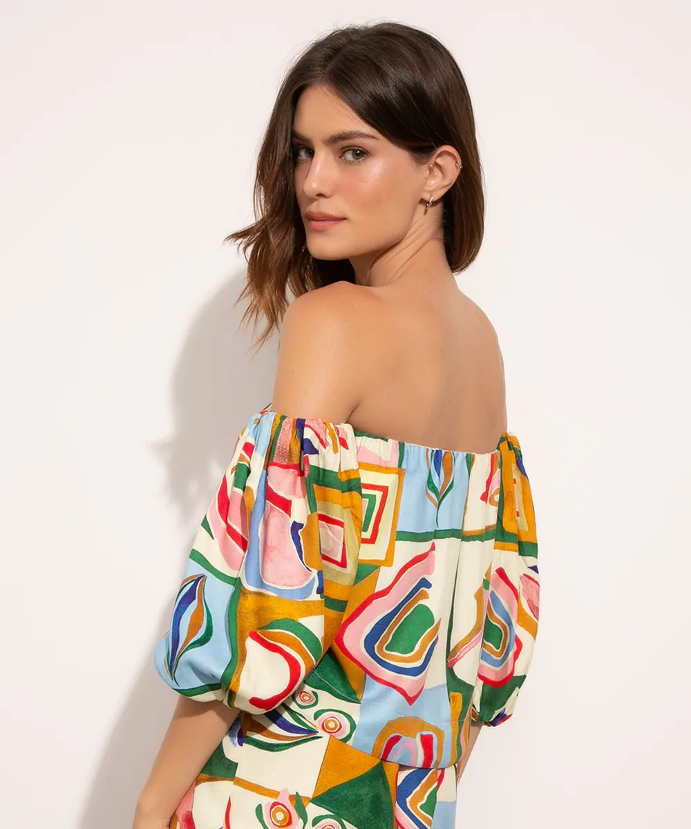 blusa ampla estampada artsy manga bufante ombro a ombro mindset + isabela bueno multicor — foto 2