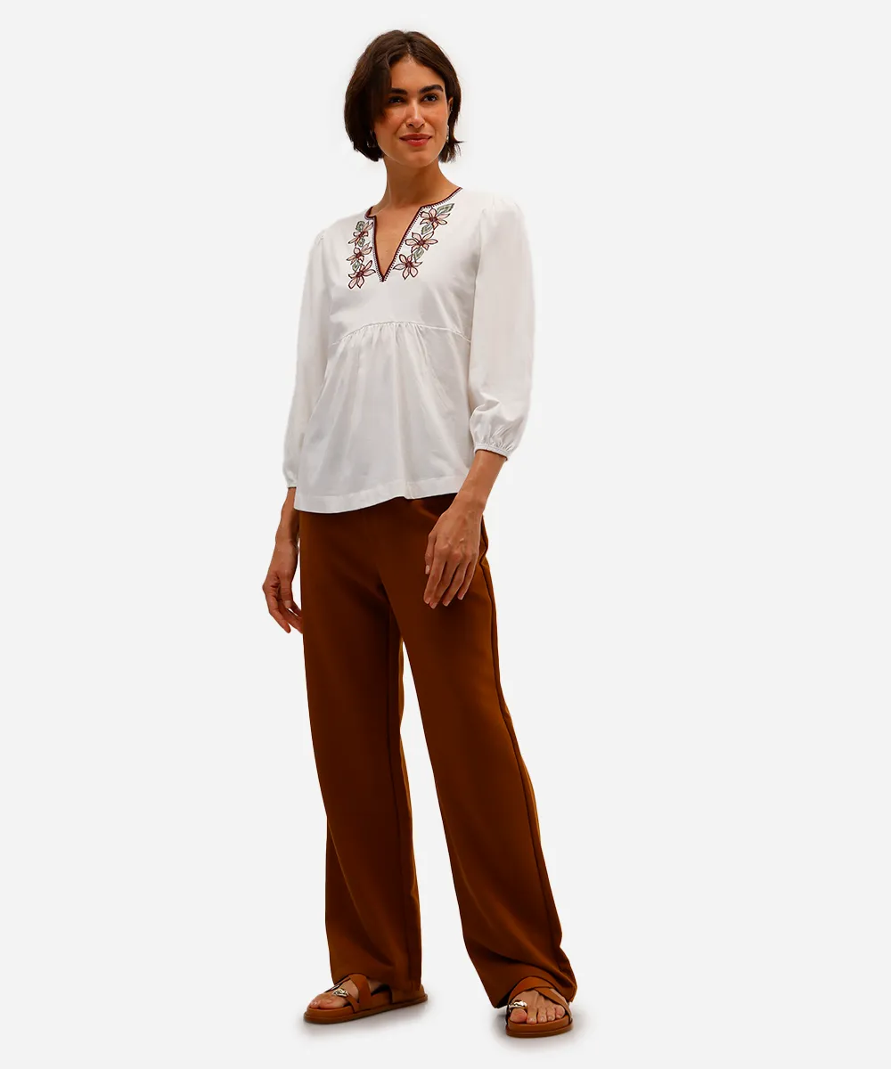 bata feminina de algodão com bordado floral off white — foto 3