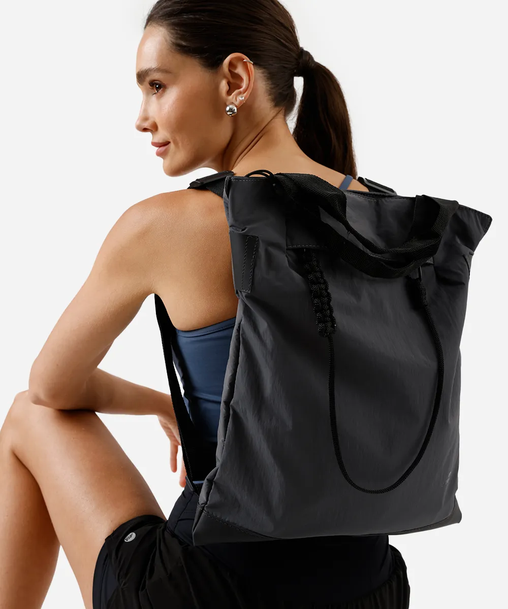 mochila esportiva com cordão cinza — foto 2