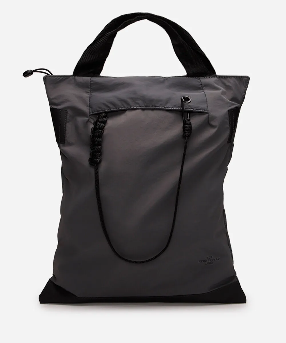 mochila esportiva com cordão cinza