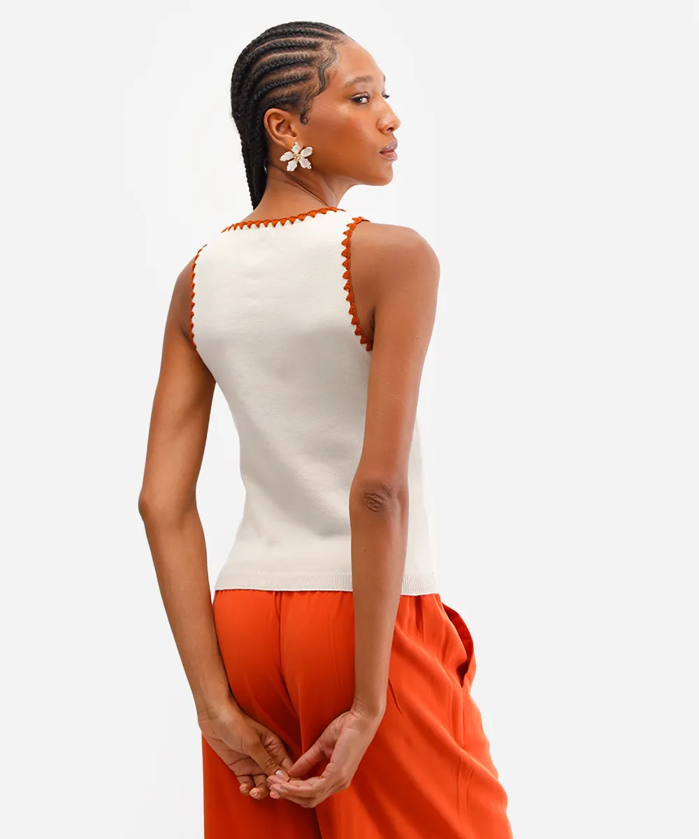 cropped de tricot com bordado bege — foto 2