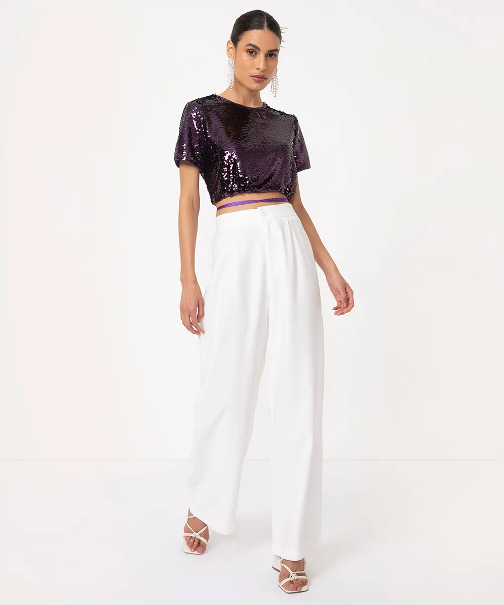 blusa cropped de paetê manga curta com amarração roxa — foto 3