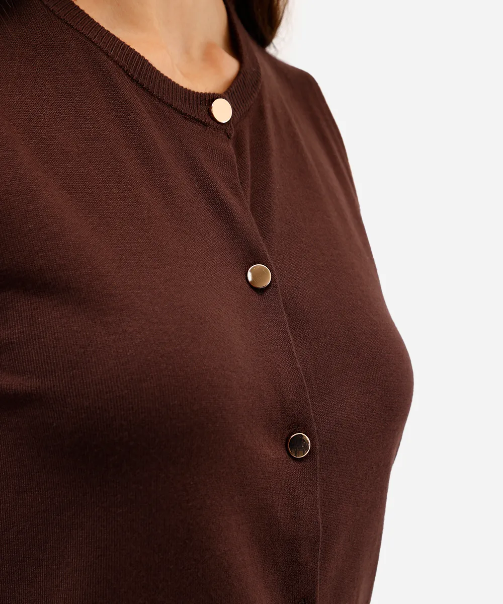 blusa feminina de tricot com botões marrom — foto 4