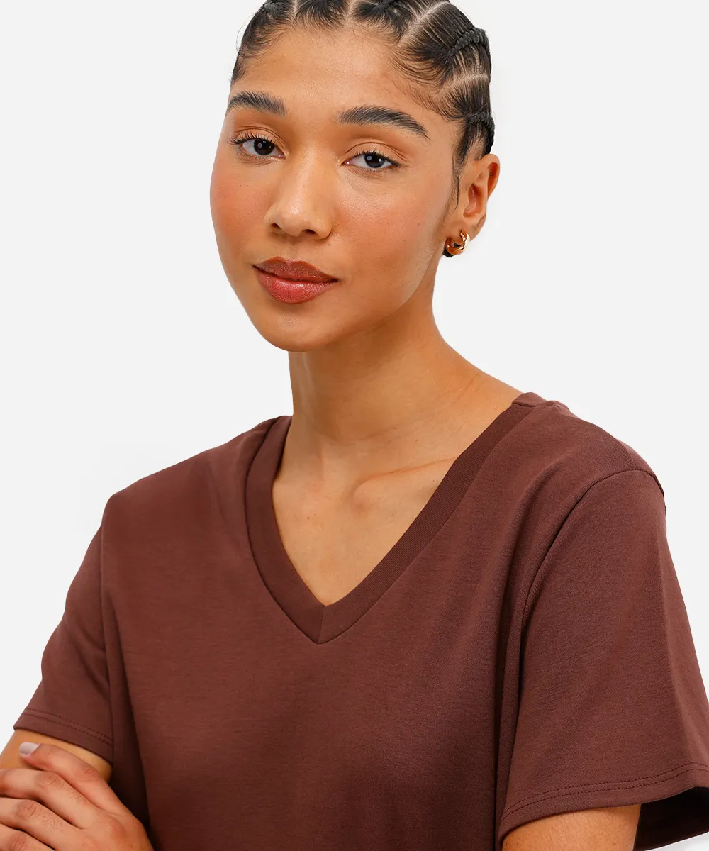 camiseta básica feminina de algodão decote v marrom — foto 5