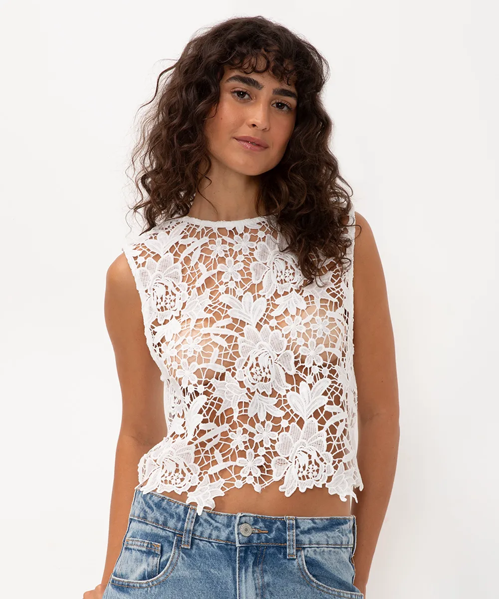blusa cropped rendada off white