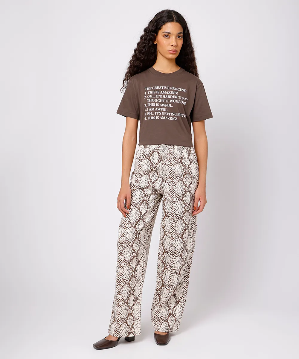 camiseta feminina de algodão estampada mindset marrom — foto 3