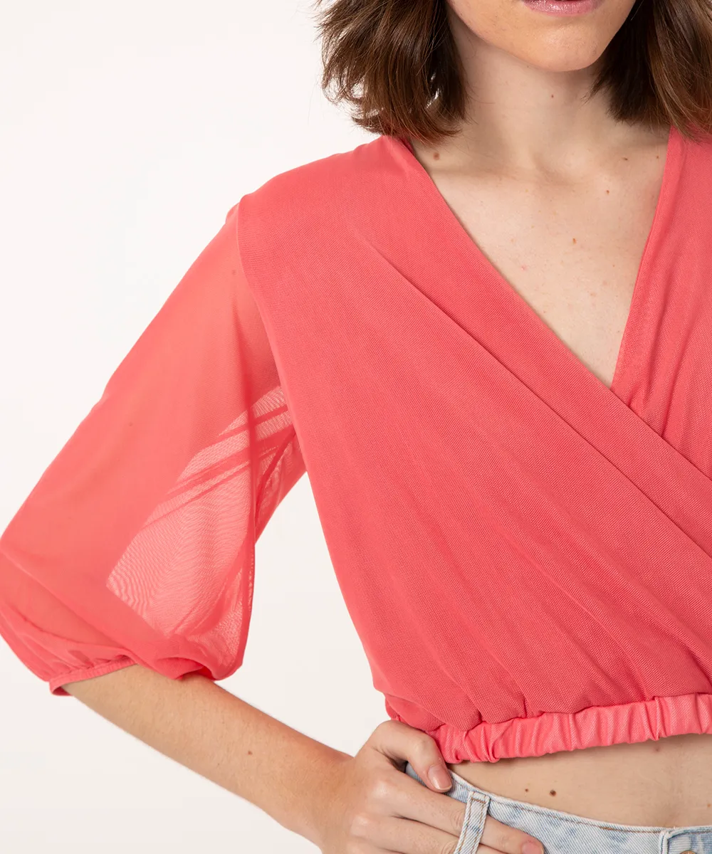 blusa de tule decote v transpassado manga bufante coral — foto 4