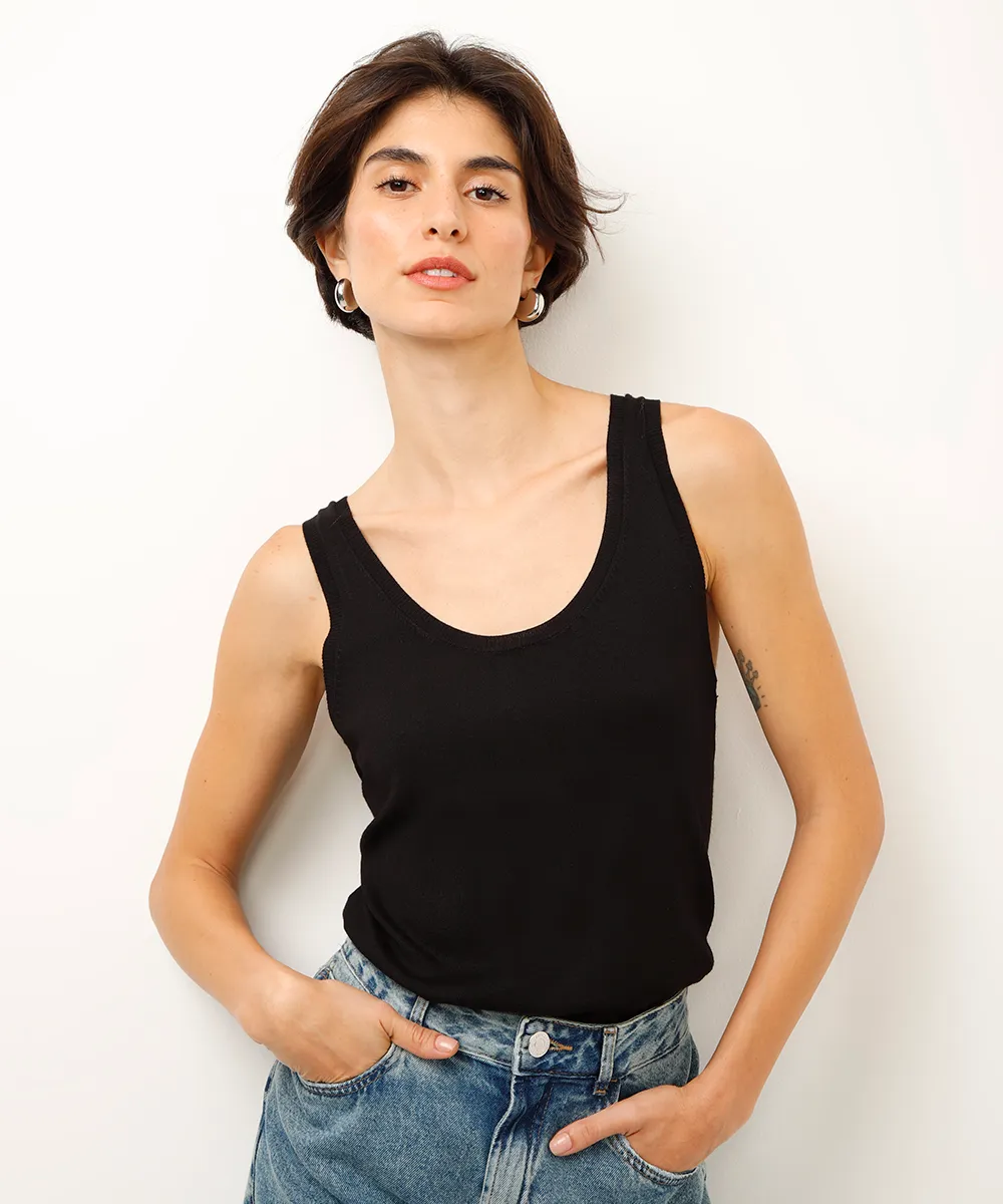regata básica de tricot preto — foto 4