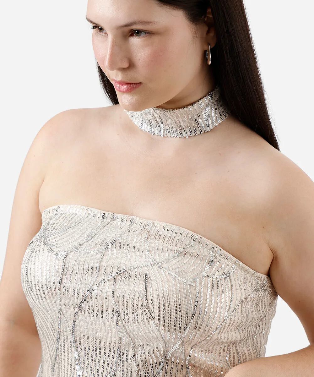blusa sem alça feminina de paetê com lenço mindset plus size bege — foto 4