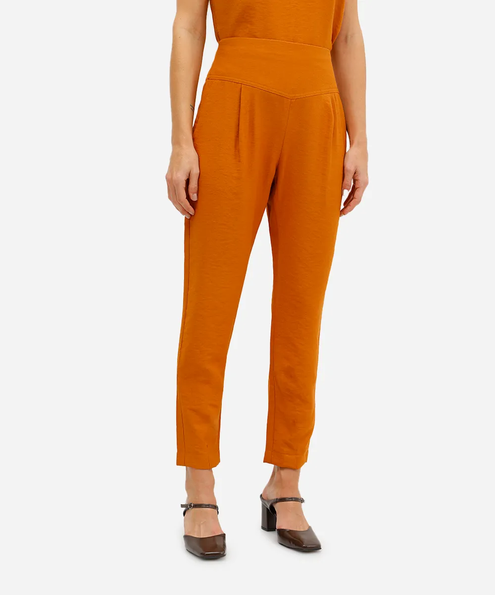 calça feminina de viscose com pregas laranja — foto 2