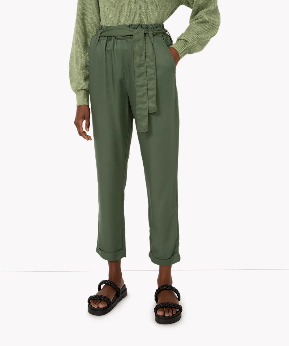 calça clochard de sarja cintura super alta verde escuro — foto 2
