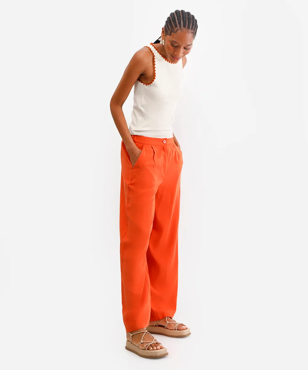 cropped de tricot com bordado bege — foto 4