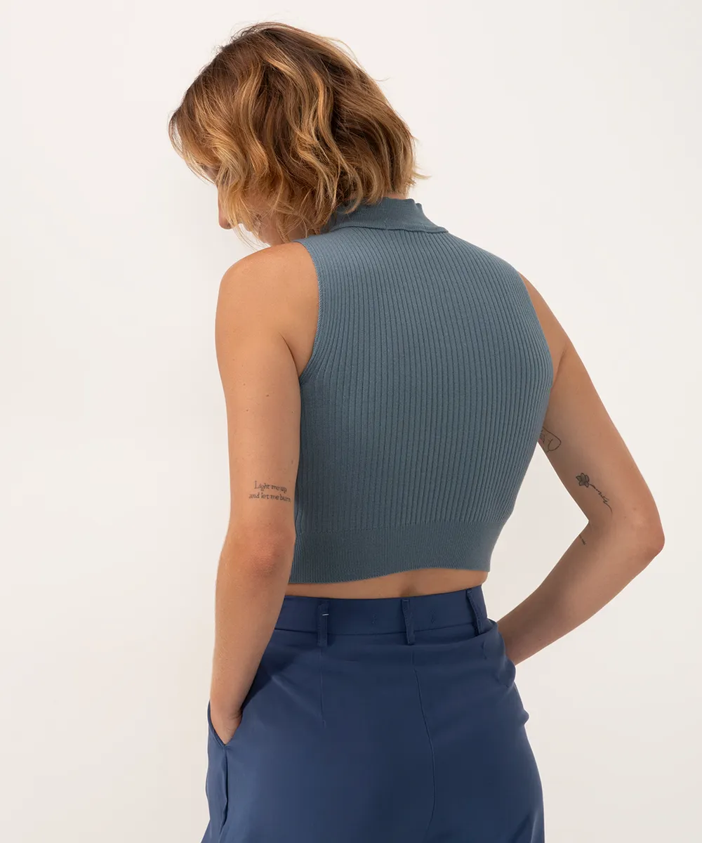 regata de tricot gola alta azul médio — foto 2
