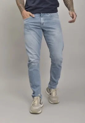 Calça Jeans Slim Arqueada Masculina Lavagem Clara Dialogo jeans — foto 8