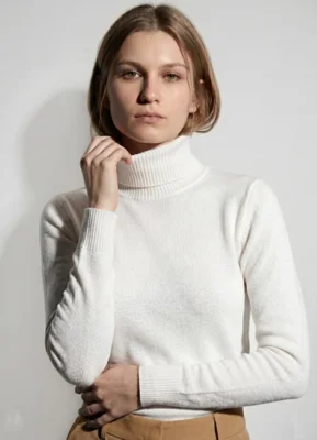 Blusa de Tricot Off White Gola Alta Manga Longa Justa Sob — foto 8