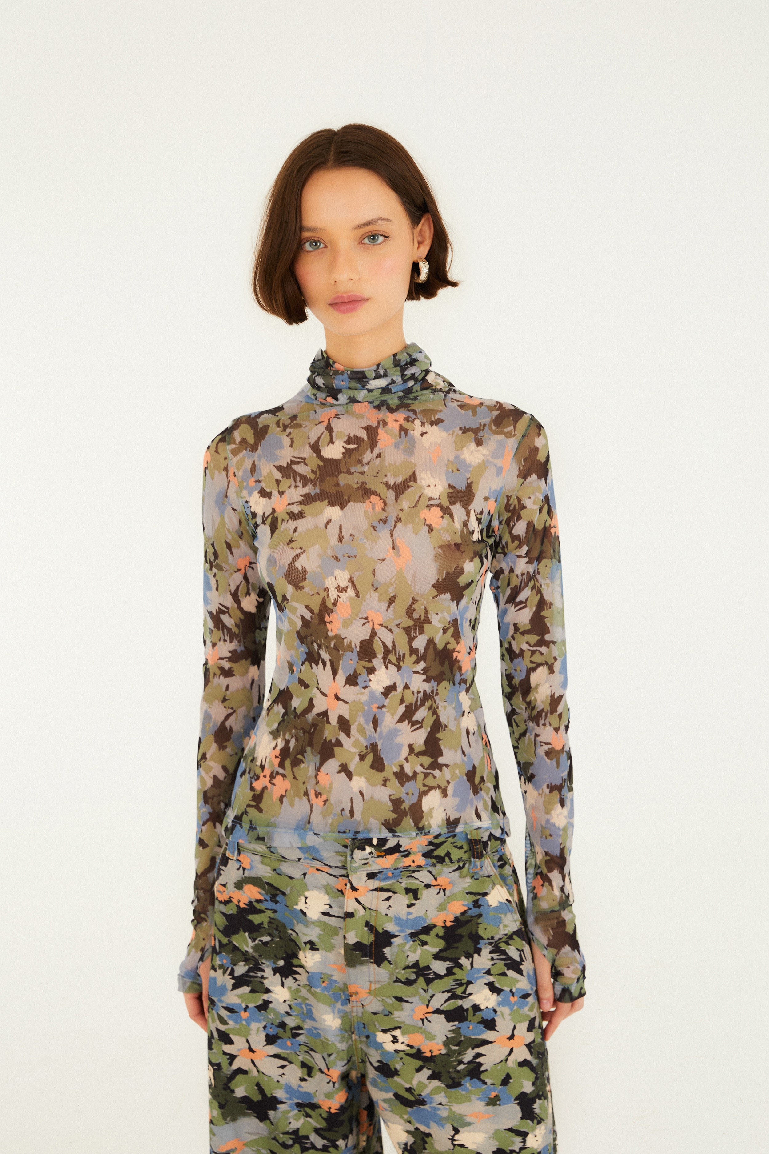 Blusa Tule Estampada Jardim De Flor — foto 2