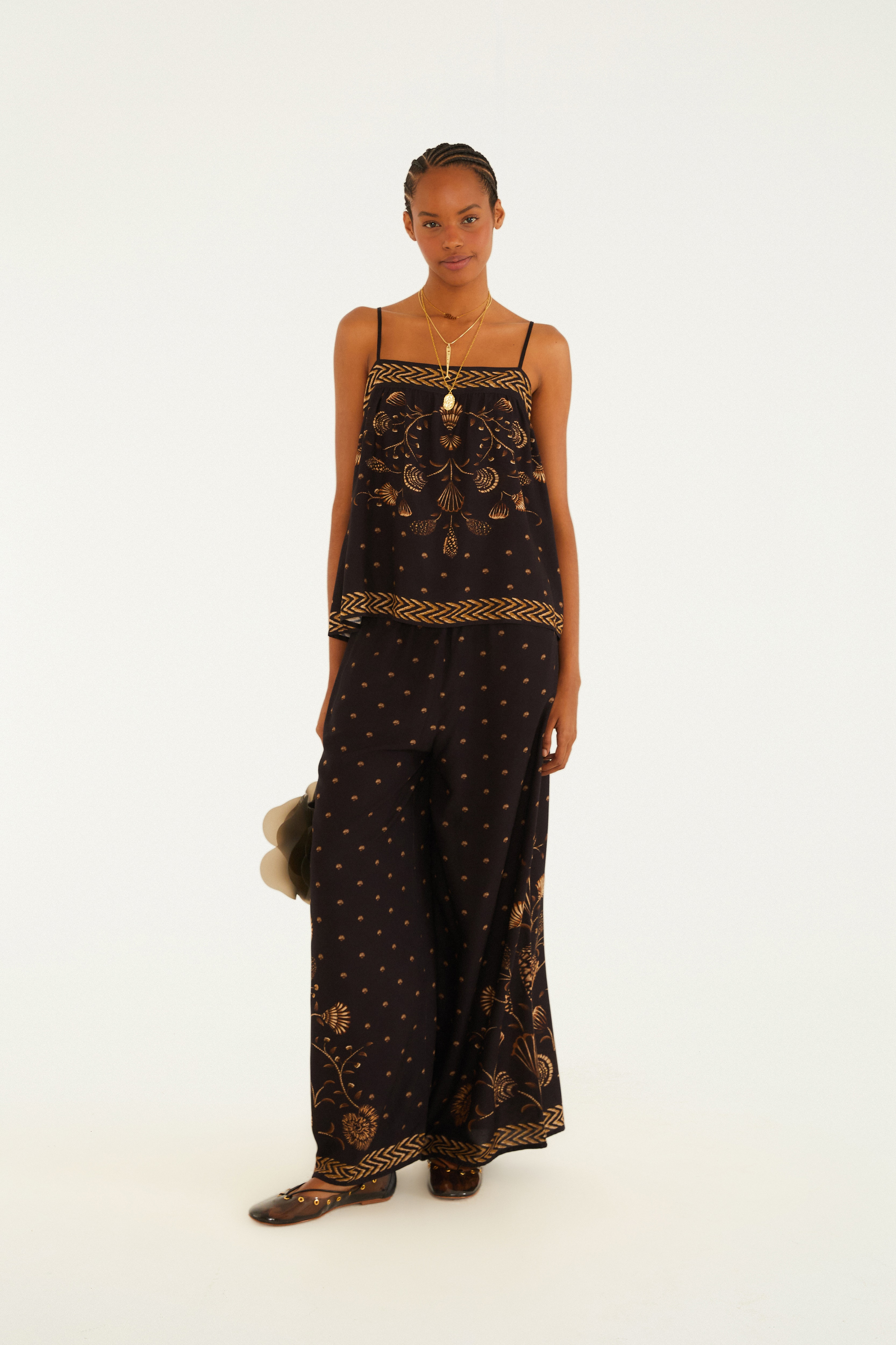 Calça Pantalona Estampada Sonho De Concha Preto