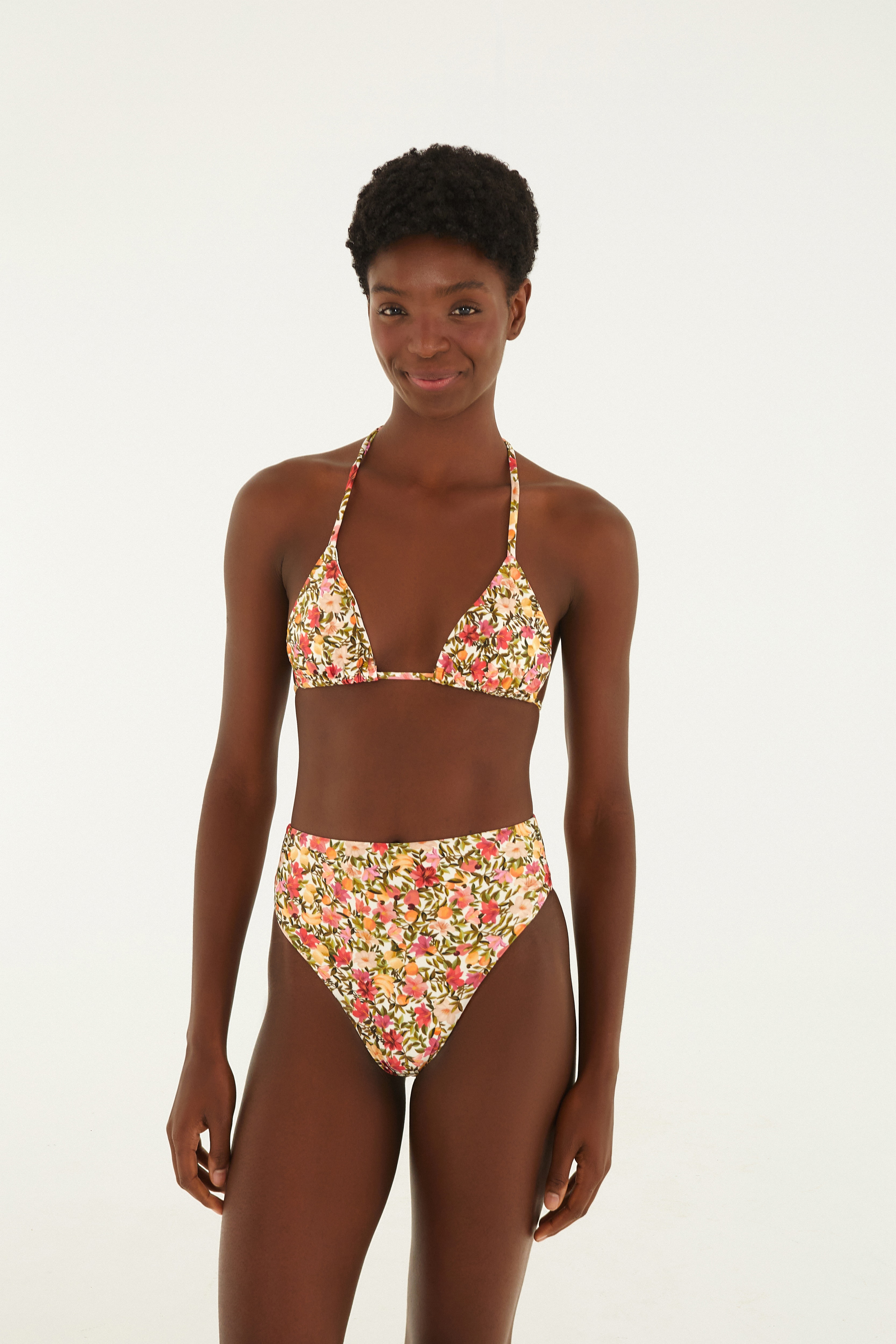 Biquini Hotpants Flor De Fruta — foto 2