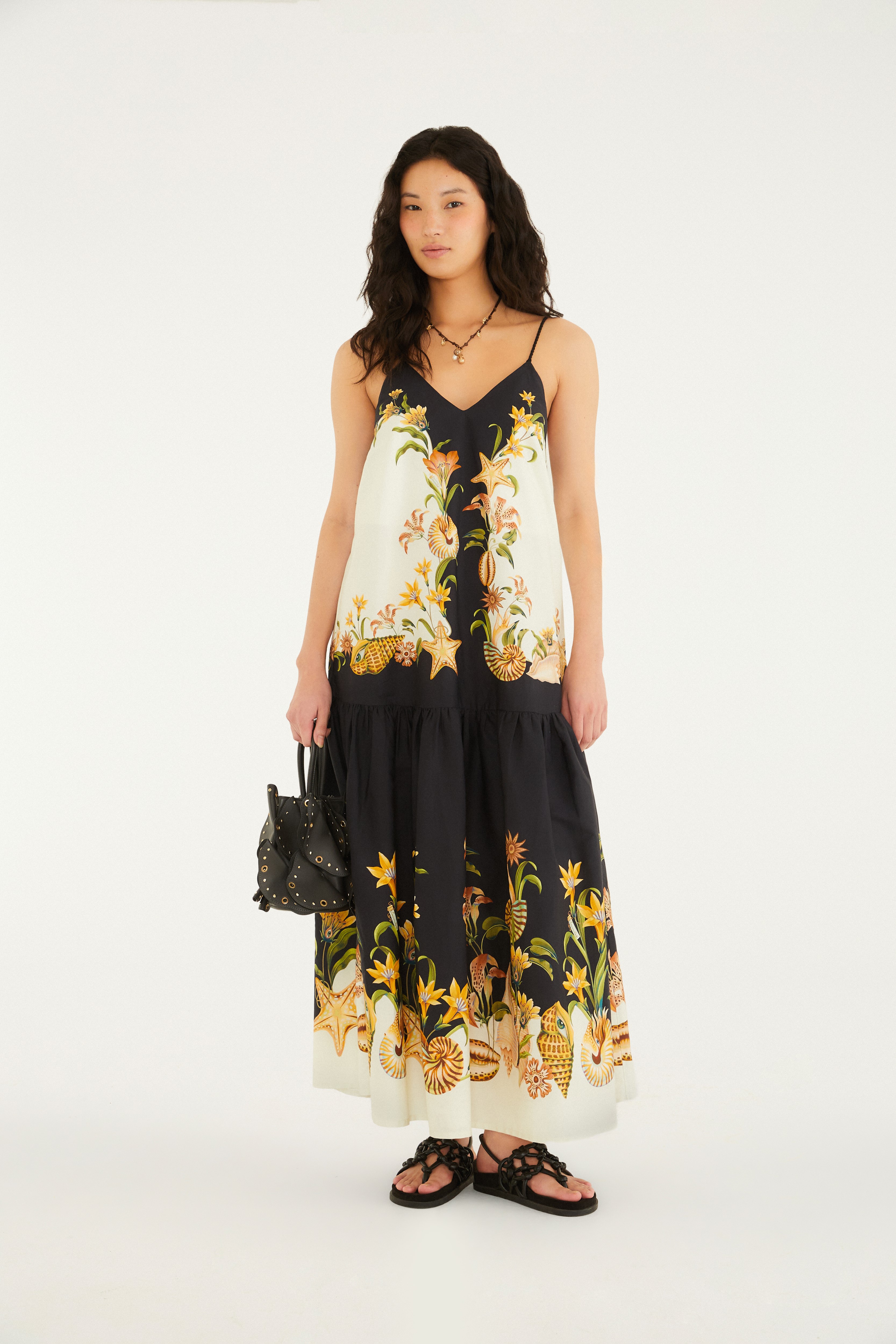 Vestido Cropped Estampado Concha Surreal