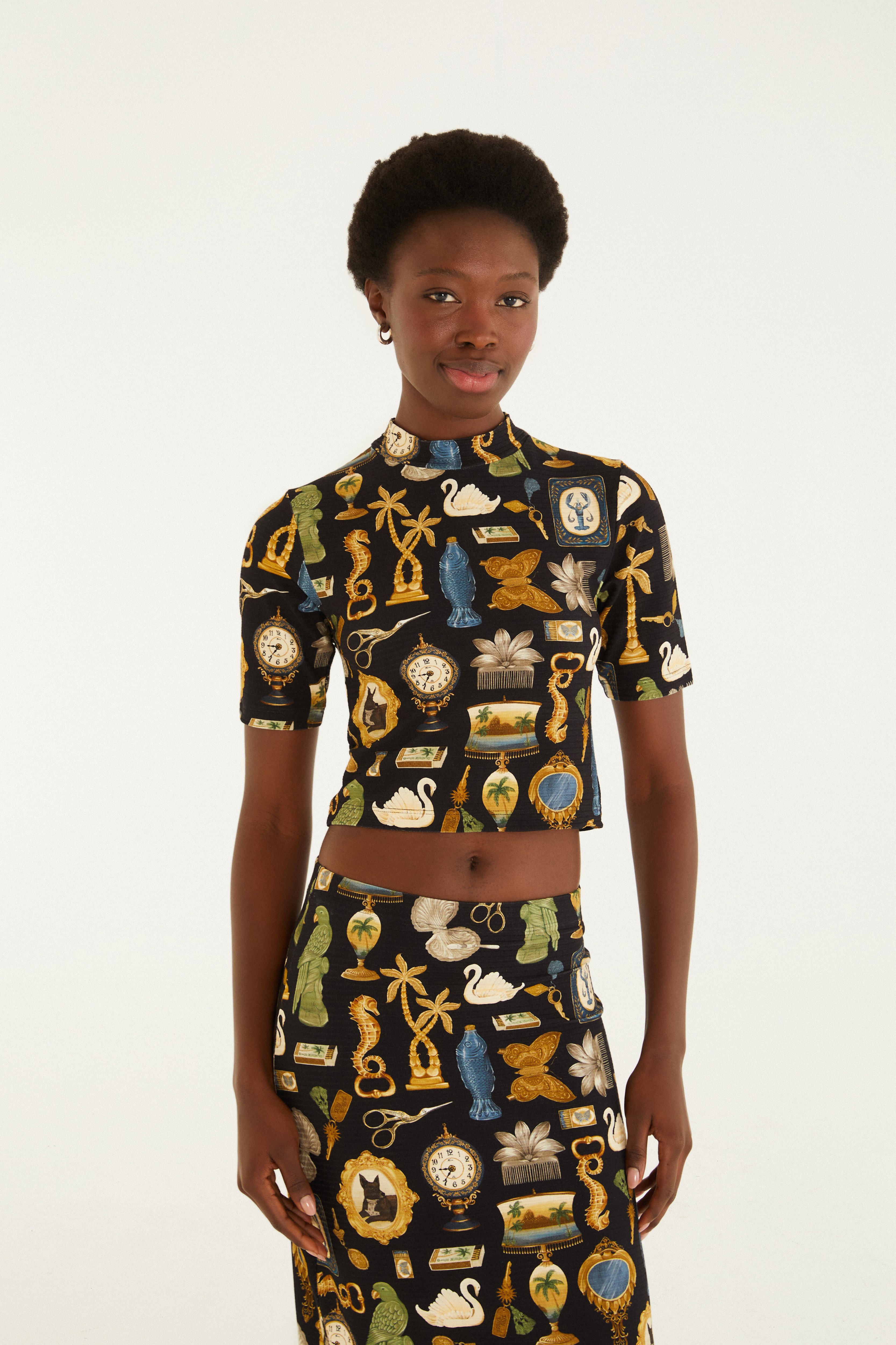 Blusa Cropped Estampada Bibelô