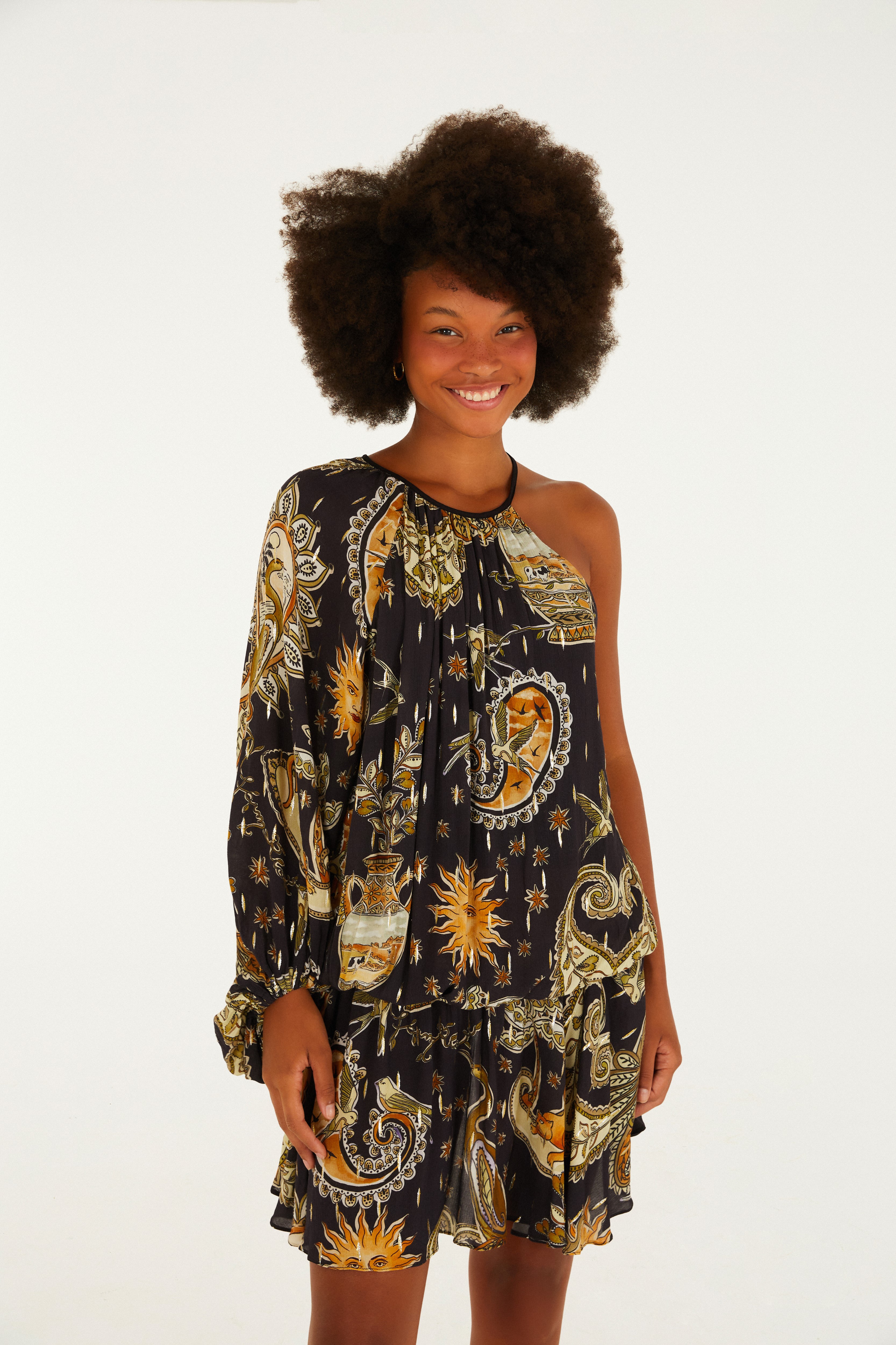 Vestido Curto Estampado Reino Místico Preto — foto 2