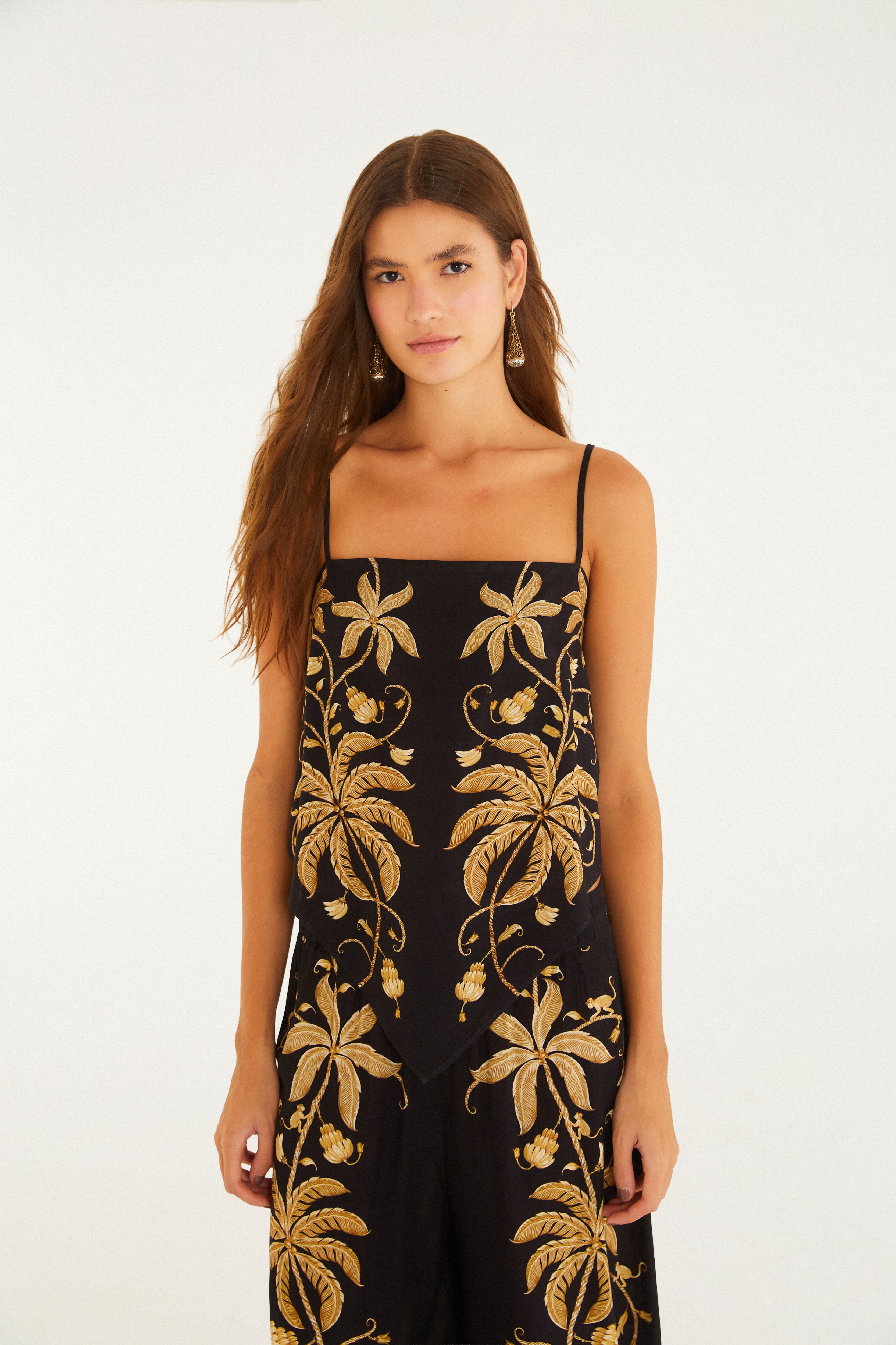 Regata Estampada Ourinho Tropical Preto — foto 2