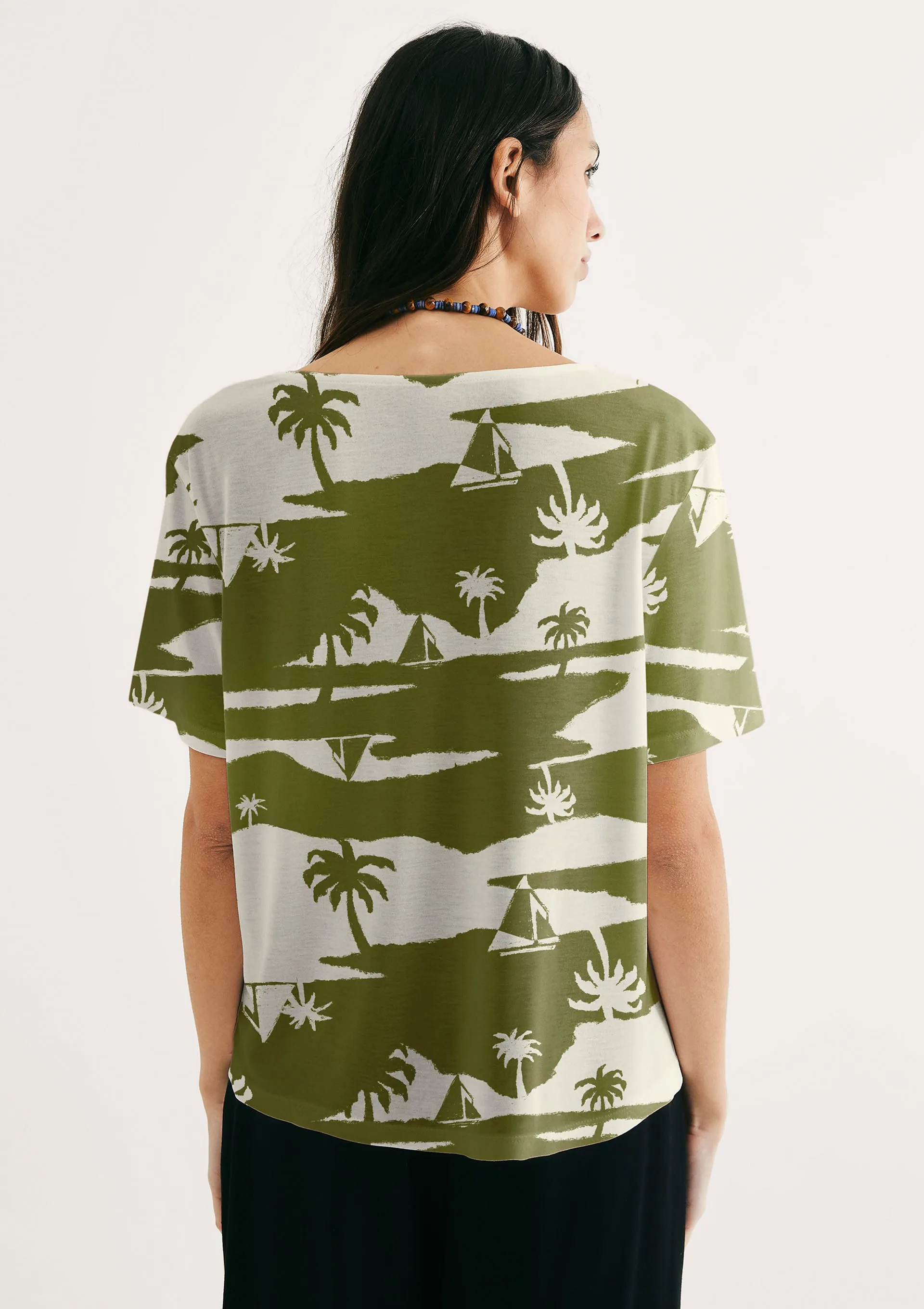 Blusa Feminina Em Viscose Estampada - Verde — foto 3