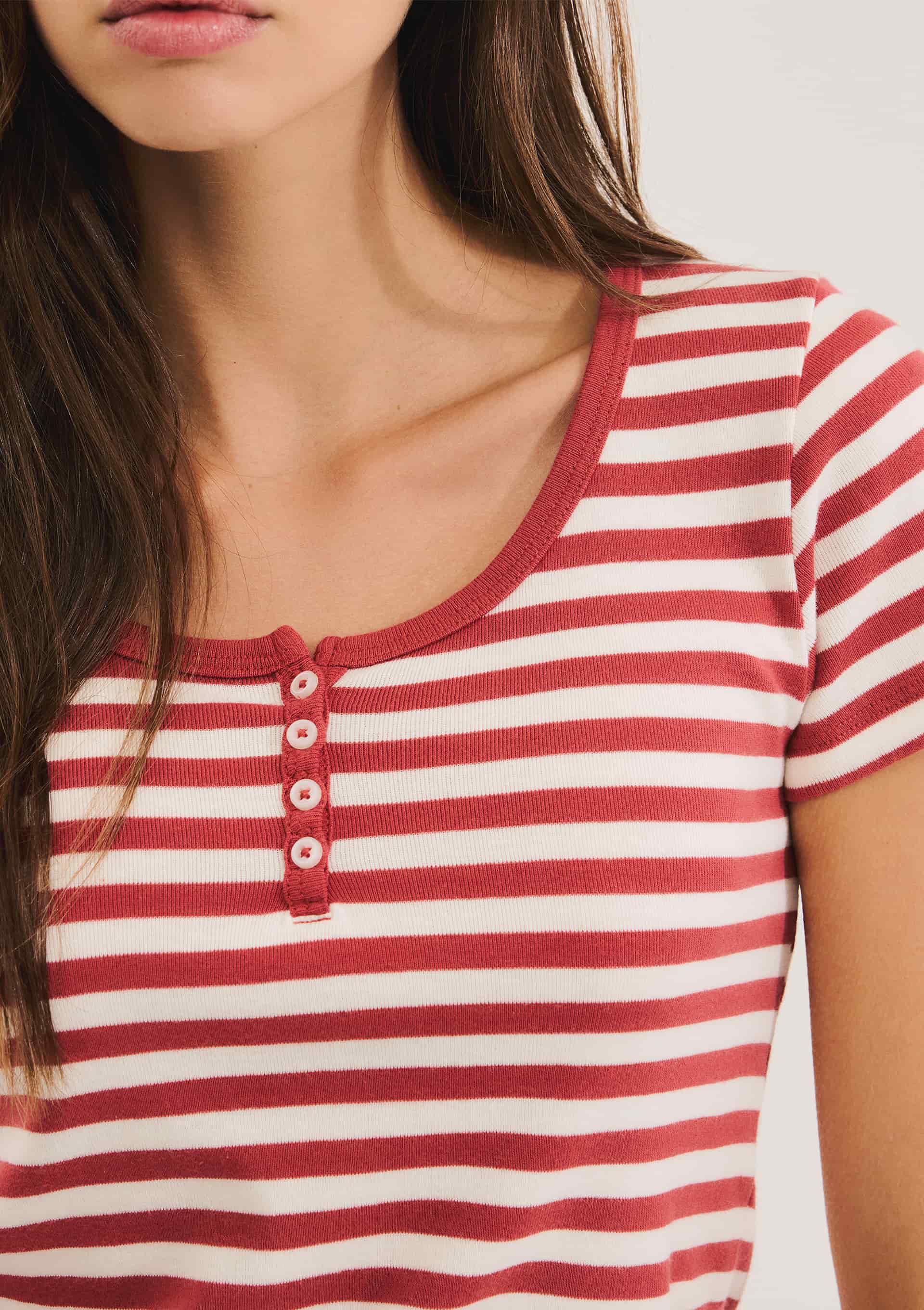 Blusa Feminina Listrada Em Malha Binada Com Botões - Vermelho — foto 2