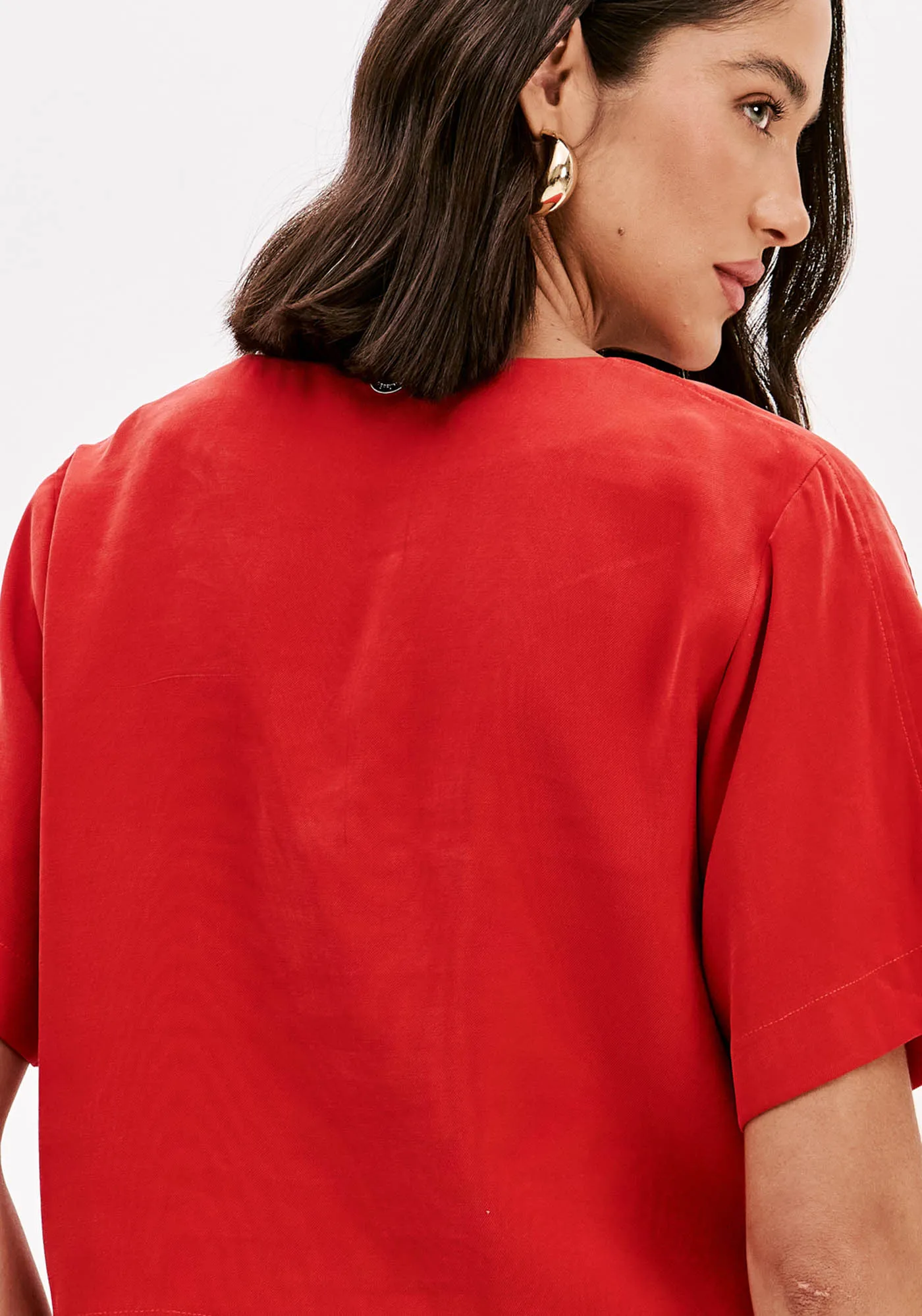 Blusa Curta De Mangas Curtas — foto 2