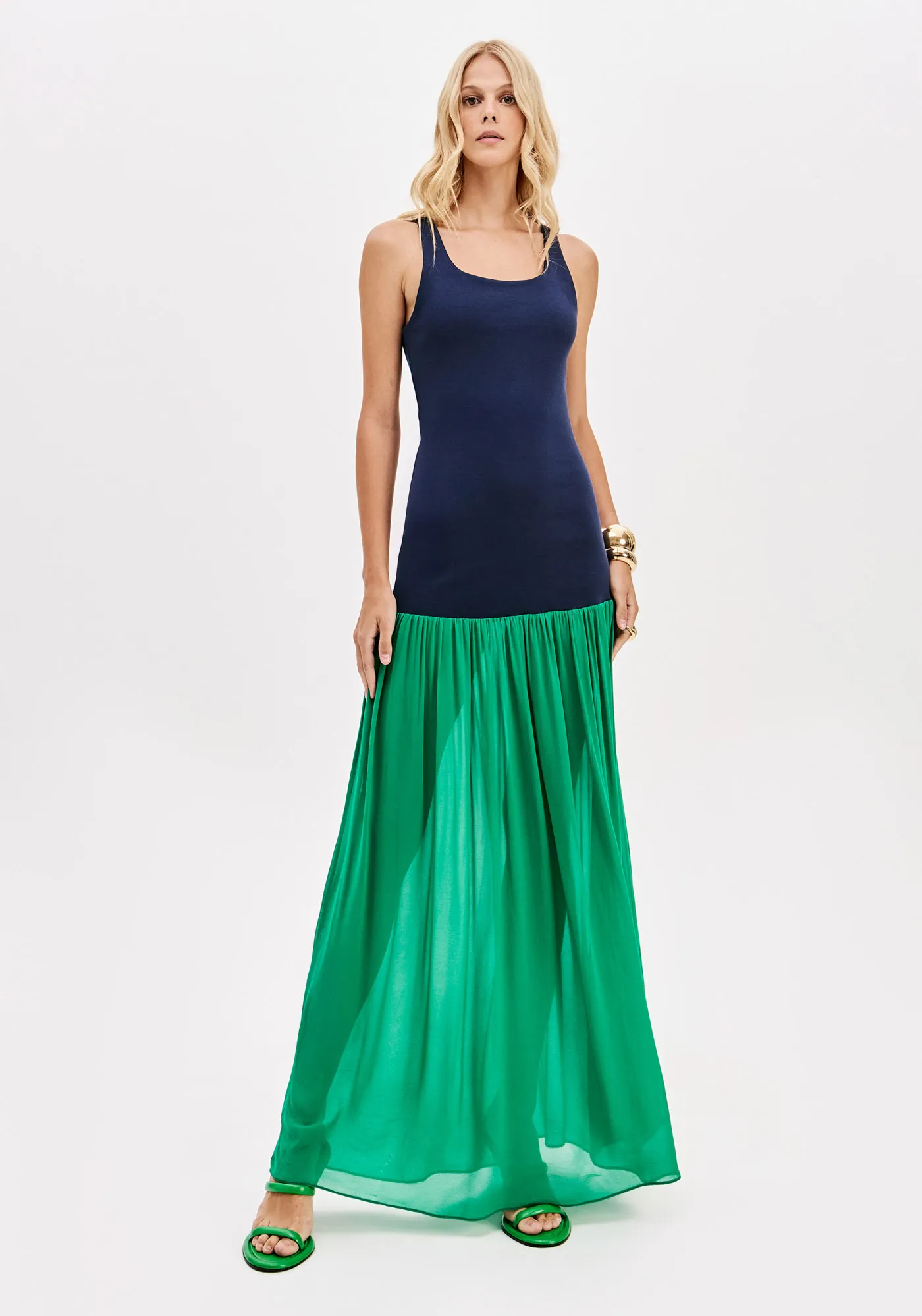 Vestido Super Midi Sem Mangas Com Chiffon — foto 3