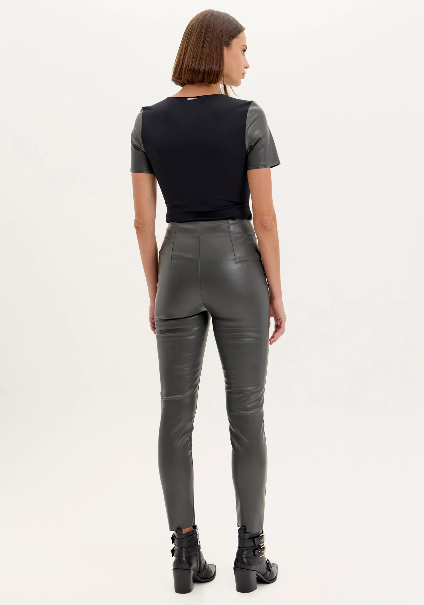 Legging Cintura Alta Em PU — foto 2